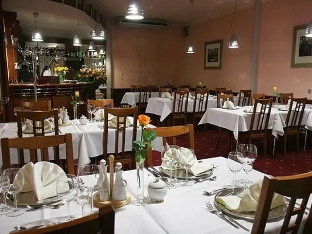 Hotel "ISKIERKA" Mielec – Mielec, Polska
