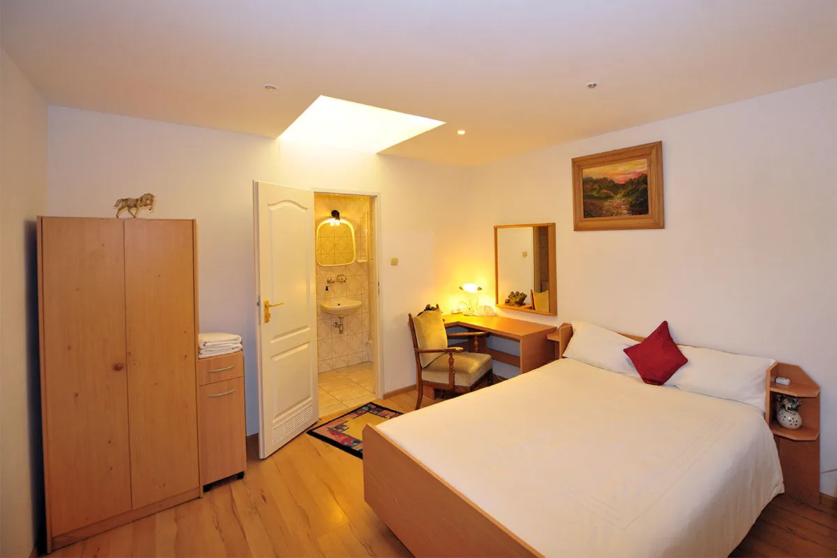Hotel U Georgea Piaseczno – Piaseczno, Polska
