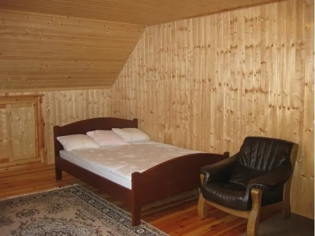 "U ALEKSA" DOMKI CALOROCZNE Susiec – Susiec, Polska