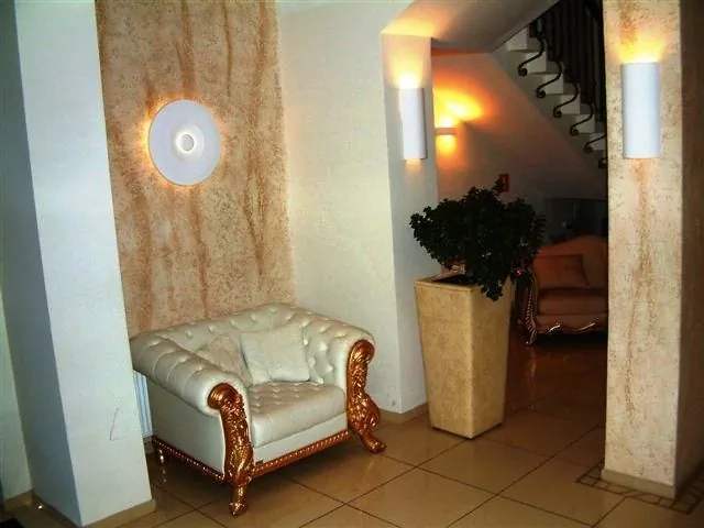 Hotel Złoty Las  Świdnica – Świdnica, Polska