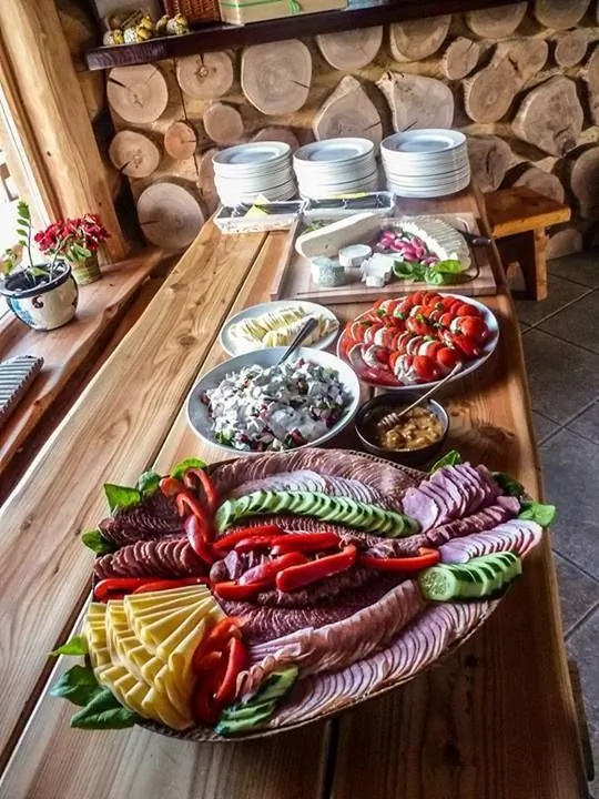 WILCZA JAMA. LUTOWISKA – Lutowiska, Polska