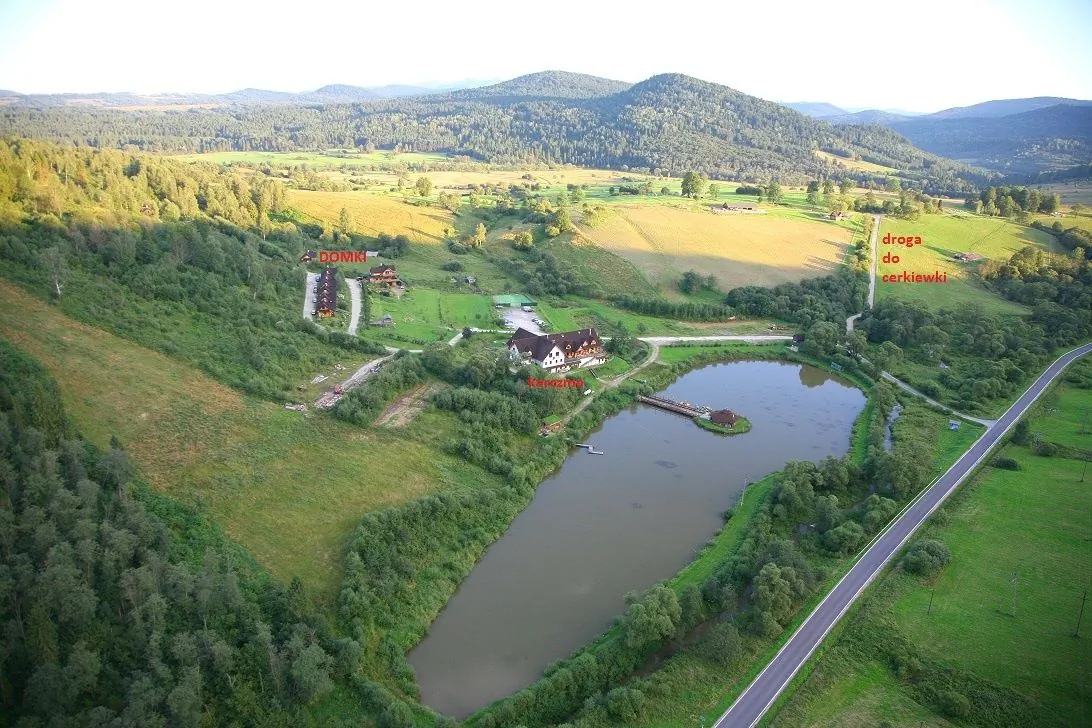 WILCZA JAMA. LUTOWISKA – Lutowiska, Polska