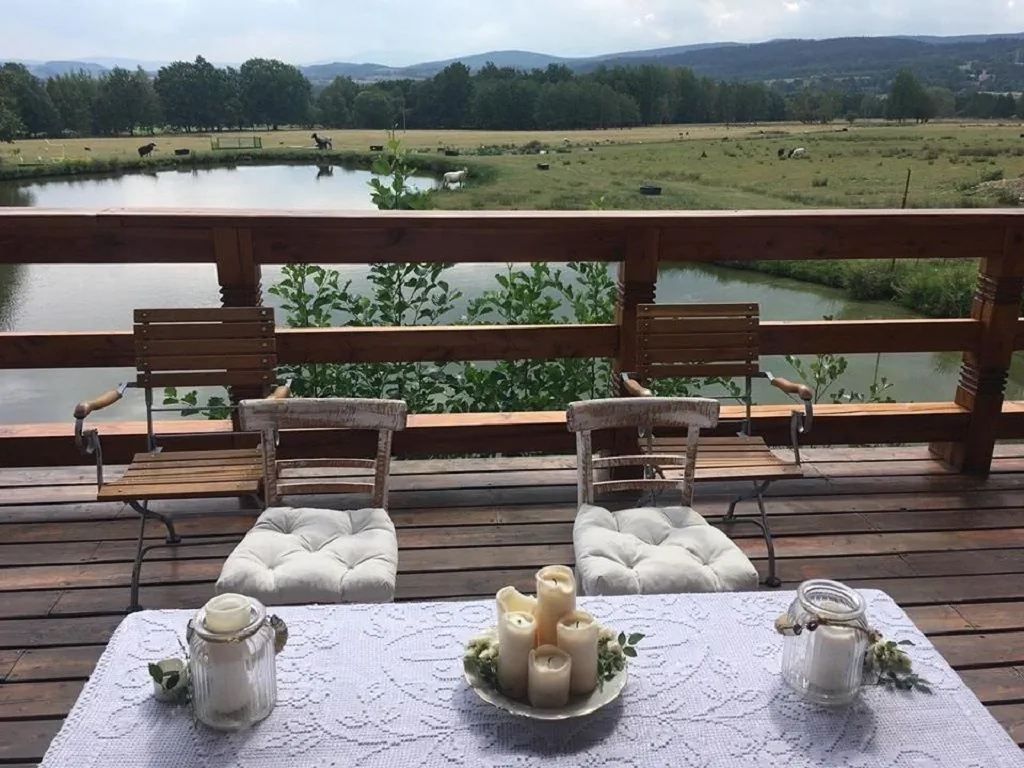 Holiday Home Folwark Wrzosówka. Kłopotnica – Mirsk, Polonia