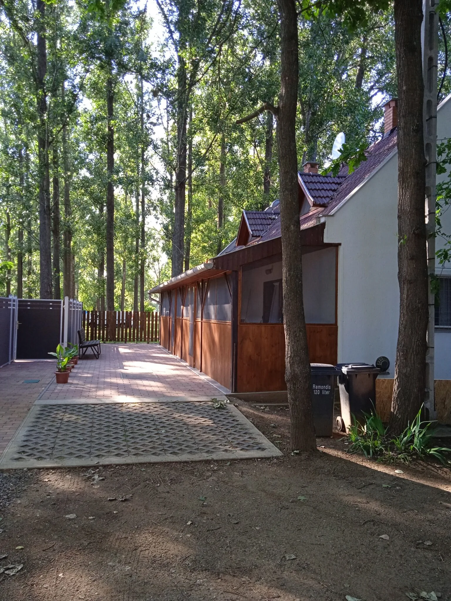Eszkinor Apartmanok Tiszafüred – Tiszafüred, Węgry