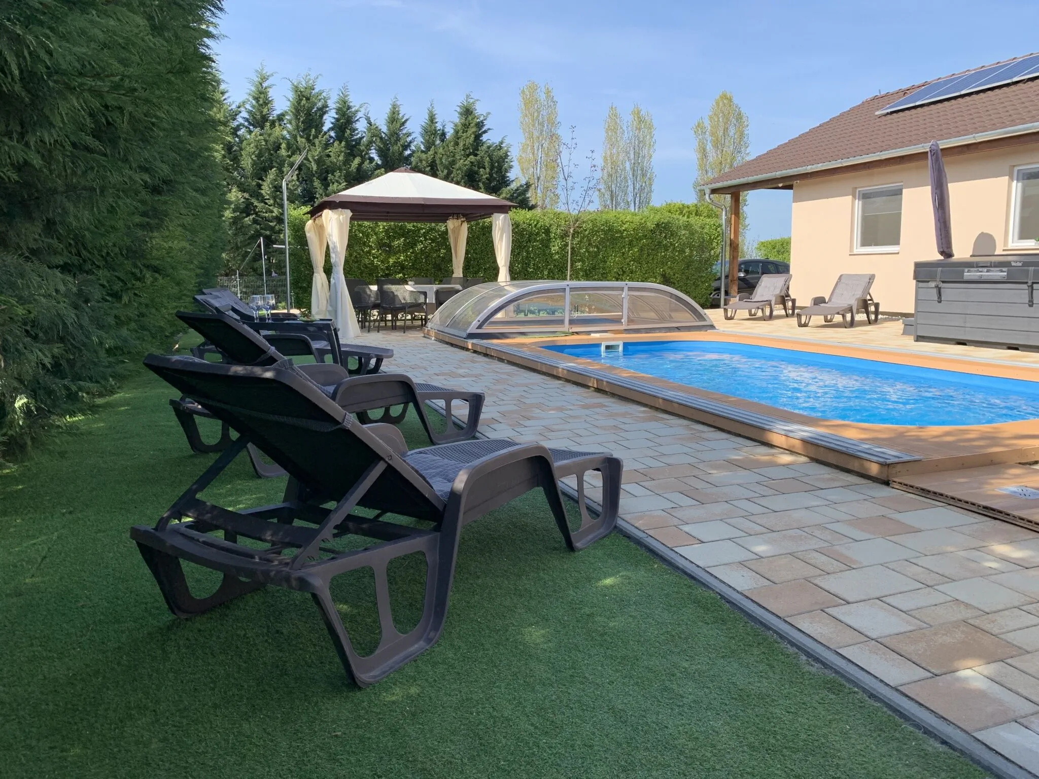 Fullhouse Apartmanház Zamárdi – Zamárdi, Ungaria