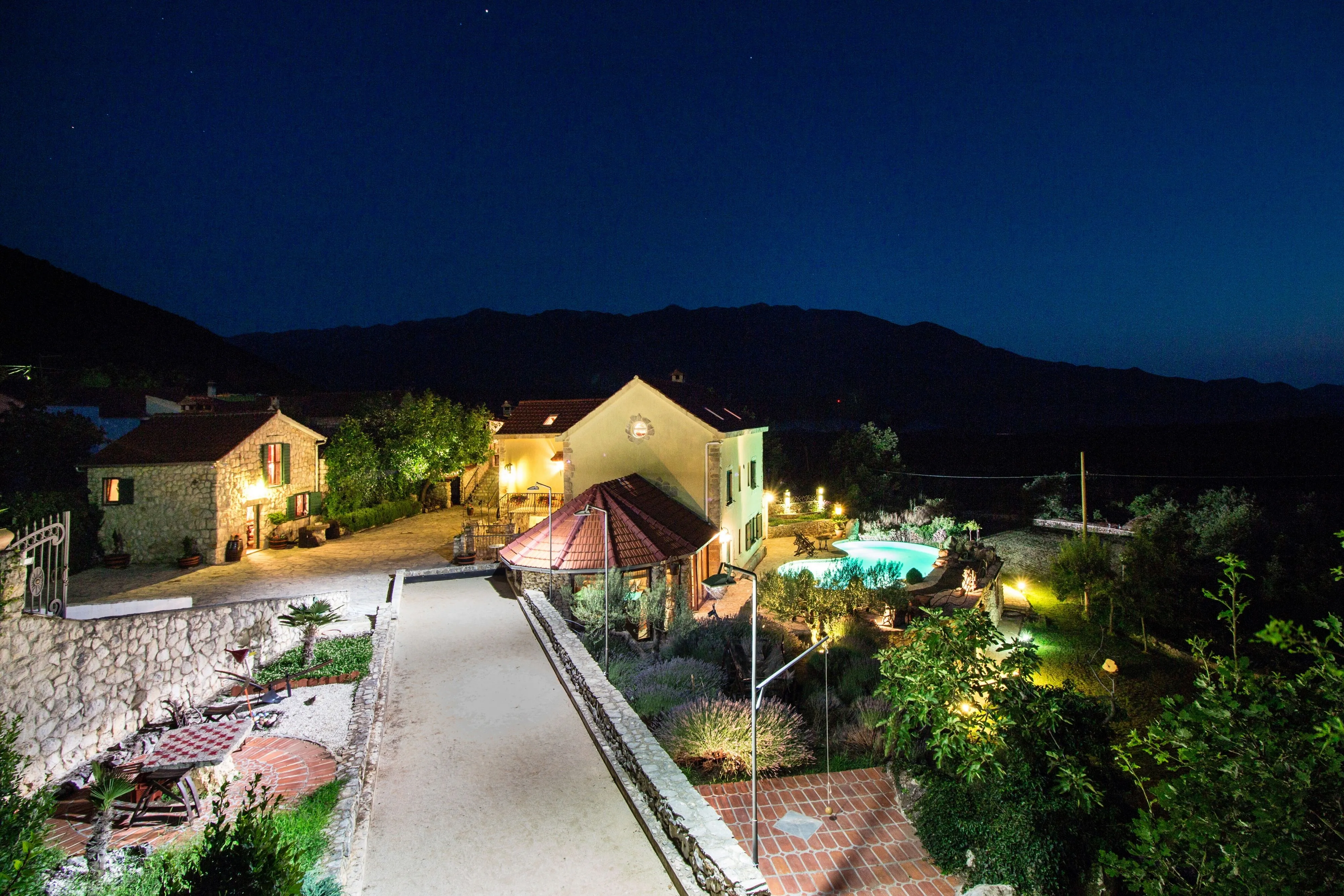 Luxury Villa With A Swimming Pool Bajići, Zagora - 11328 Bajići – Grabovac, Croația