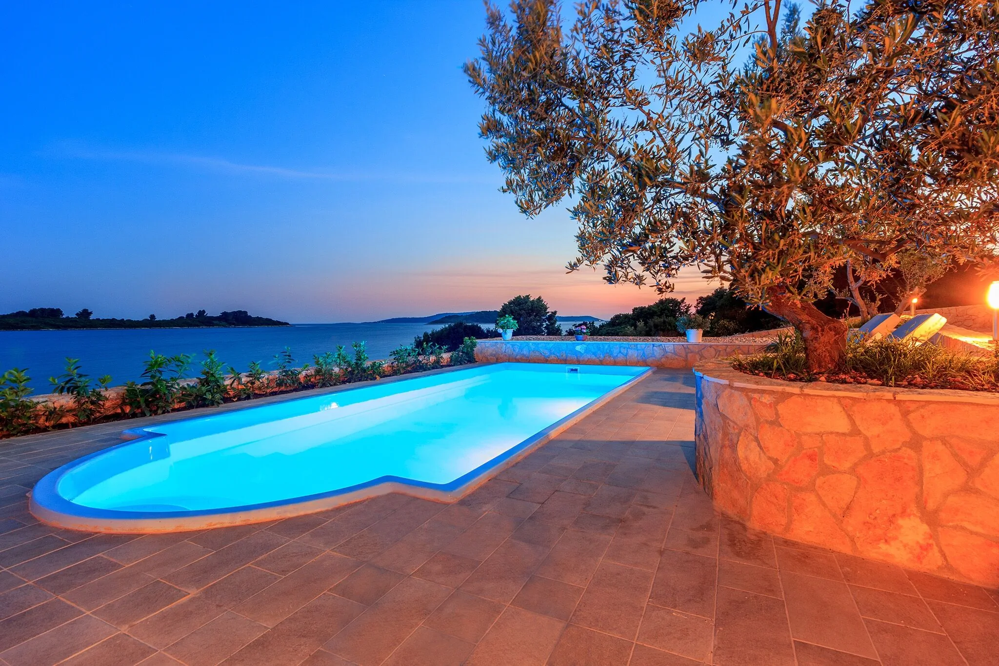 Seaside Luxury Villa With A Swimming Pool Cove Široka, Čiovo - 11749 Široka – Okrug Donji, Croația