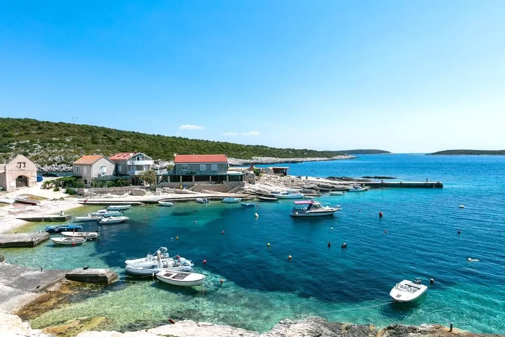Apartments By The Sea Rukavac, Vis - 15352 Rukavac – Rukavac, Croația