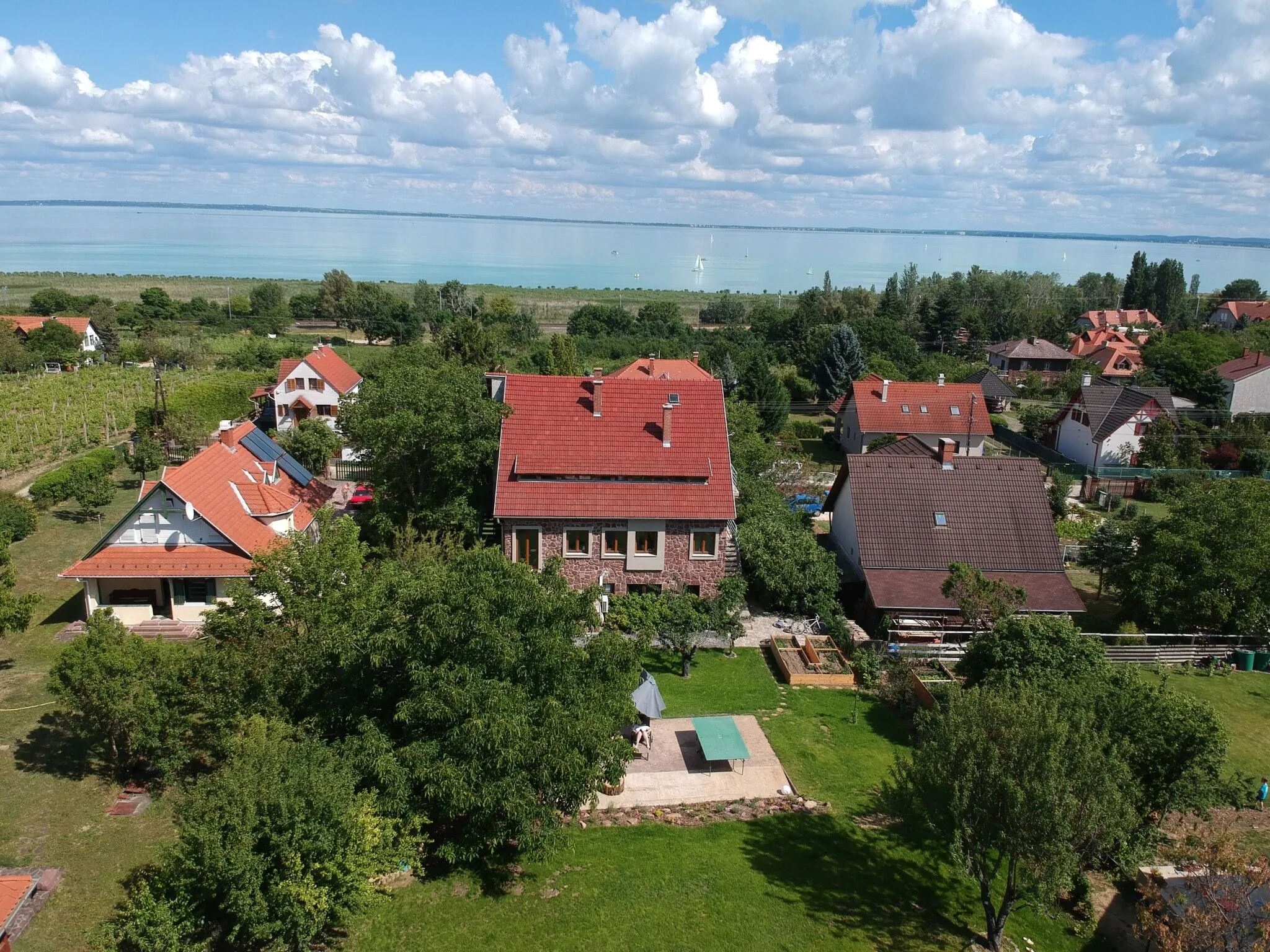 Hello Balaton Apartman Alsóörs – Alsóörs, Ungaria