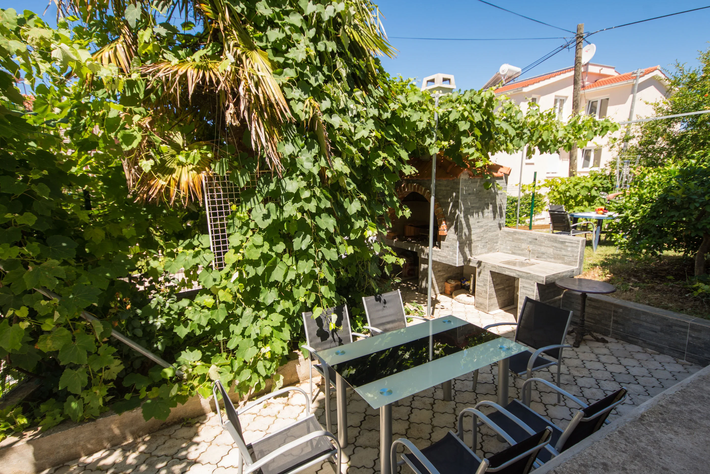 Apartments Pero Okrug Gornji – Okrug Gornji, Chorvatsko