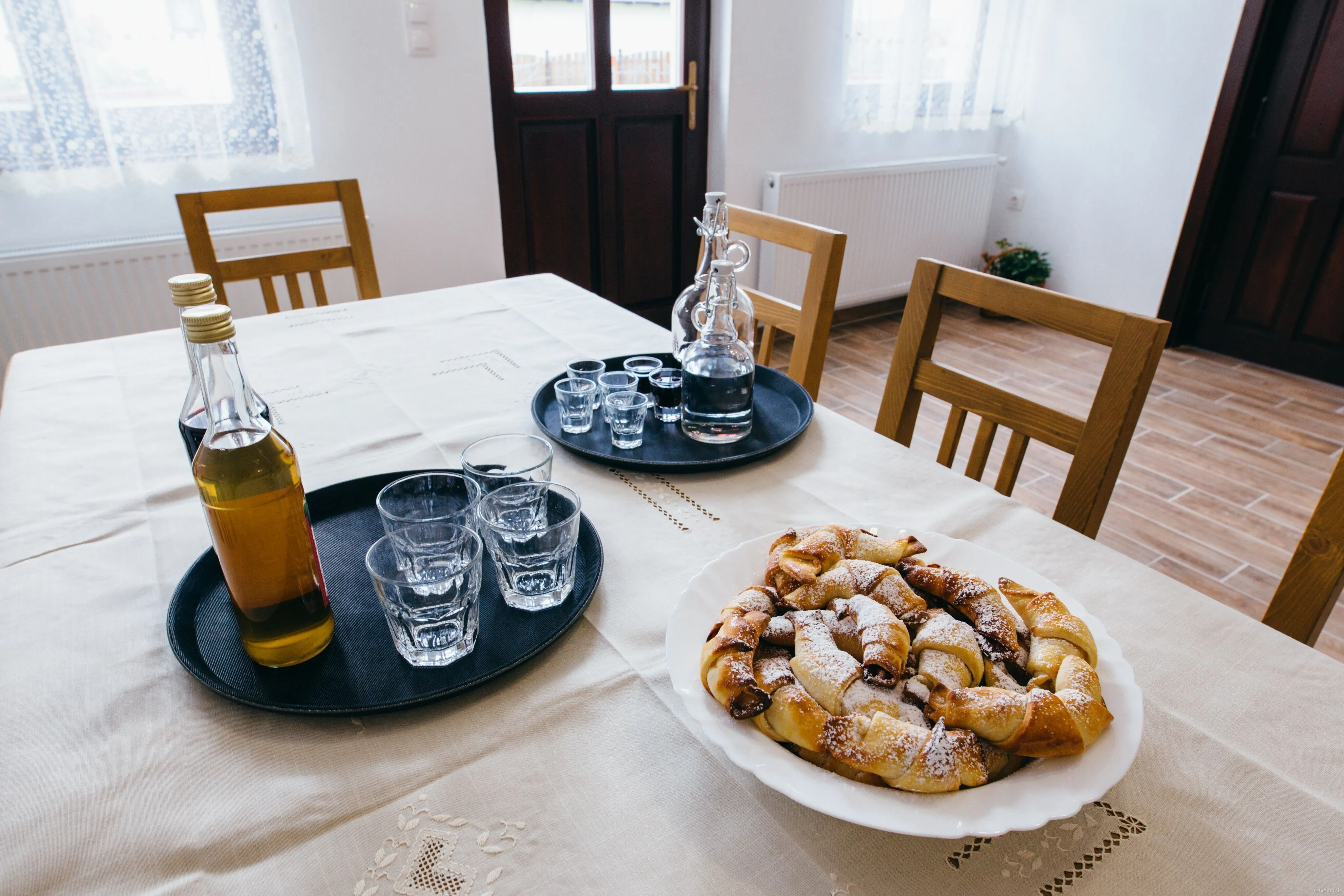Pensiunea Vendégváró Lupeni - foto 10