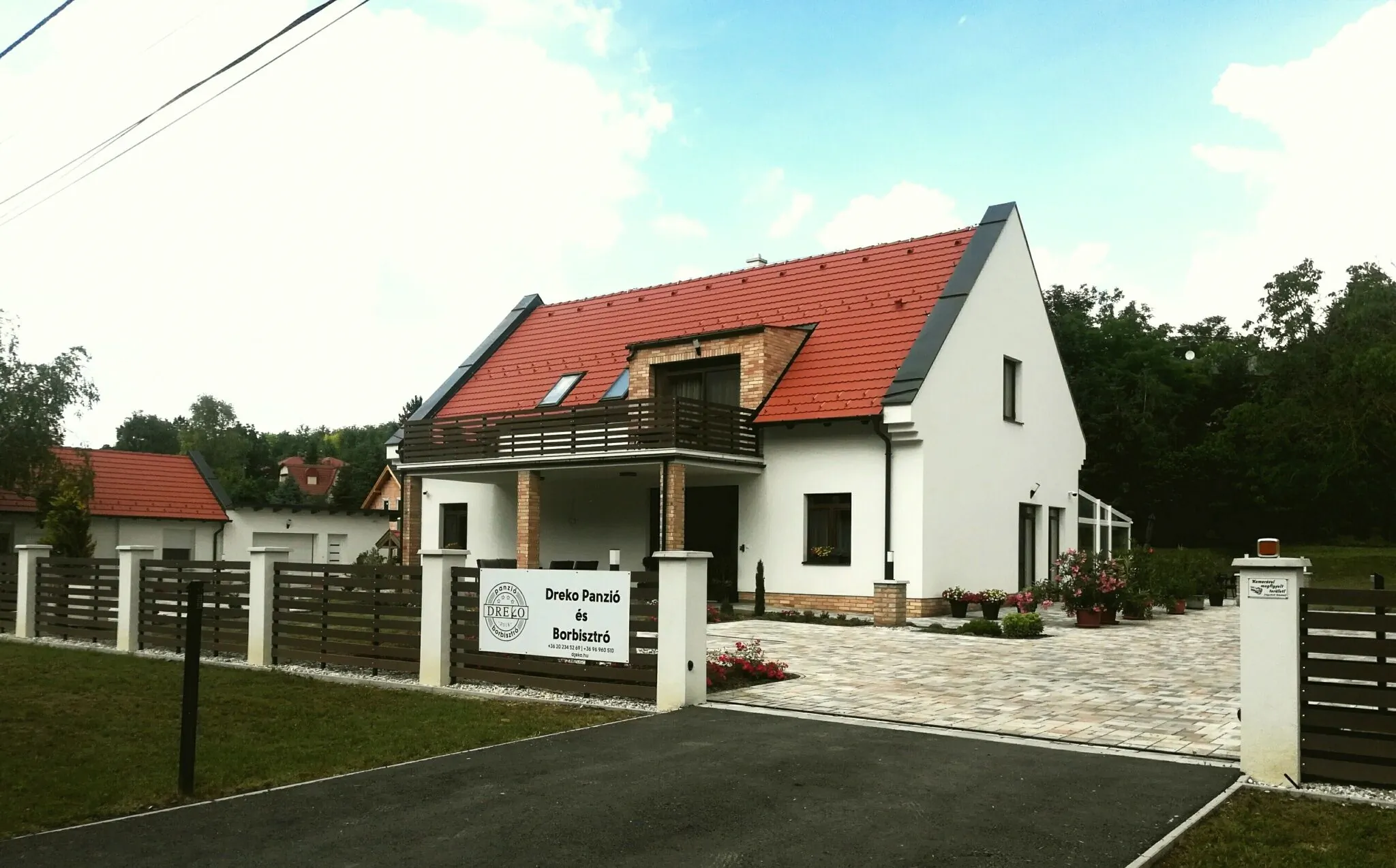 Dreko Panzió és Borbisztró Győrújbarát – Győrújbarát, Ungaria