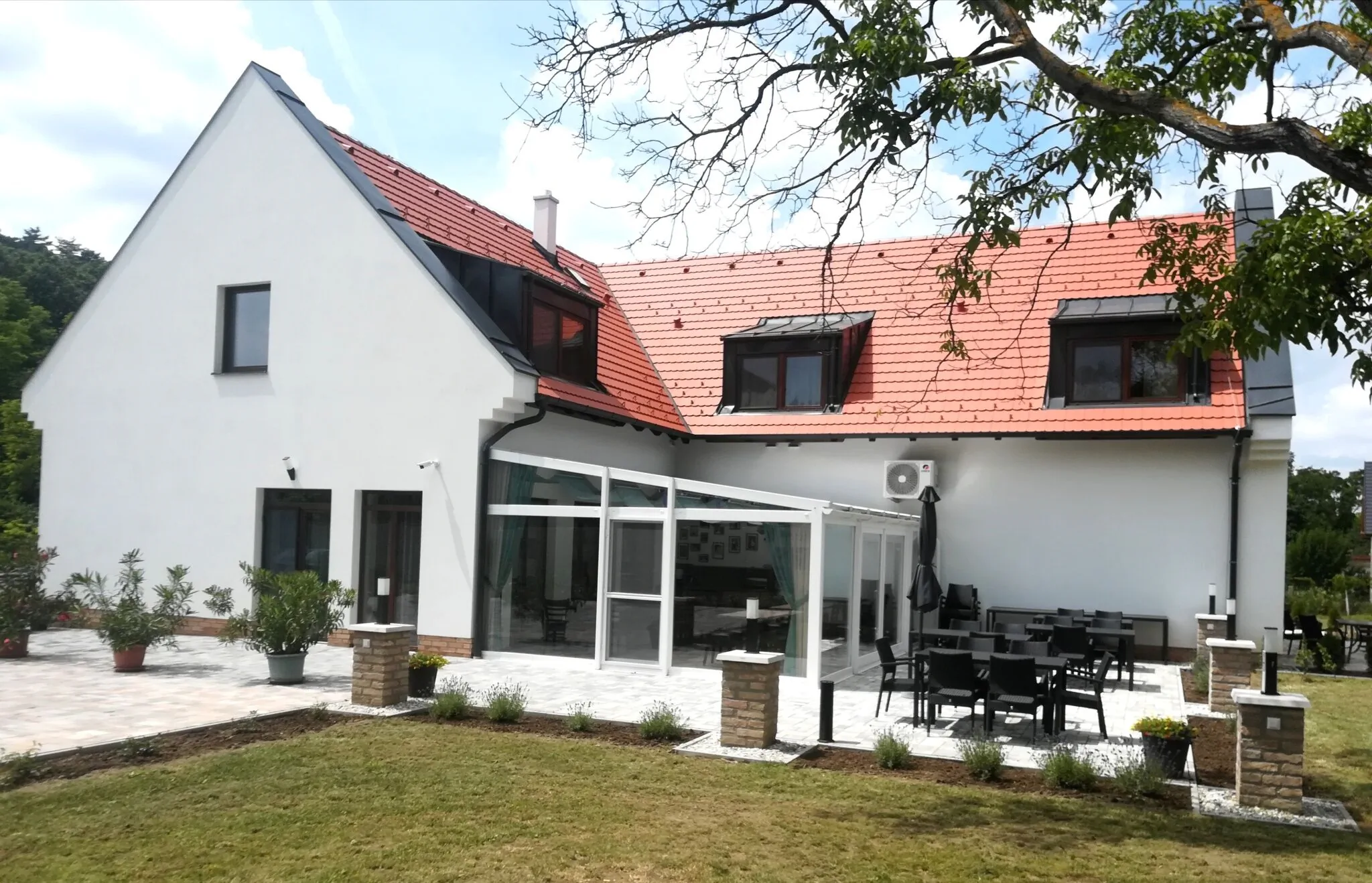 Dreko Panzió és Borbisztró Győrújbarát – Győrújbarát, Ungaria