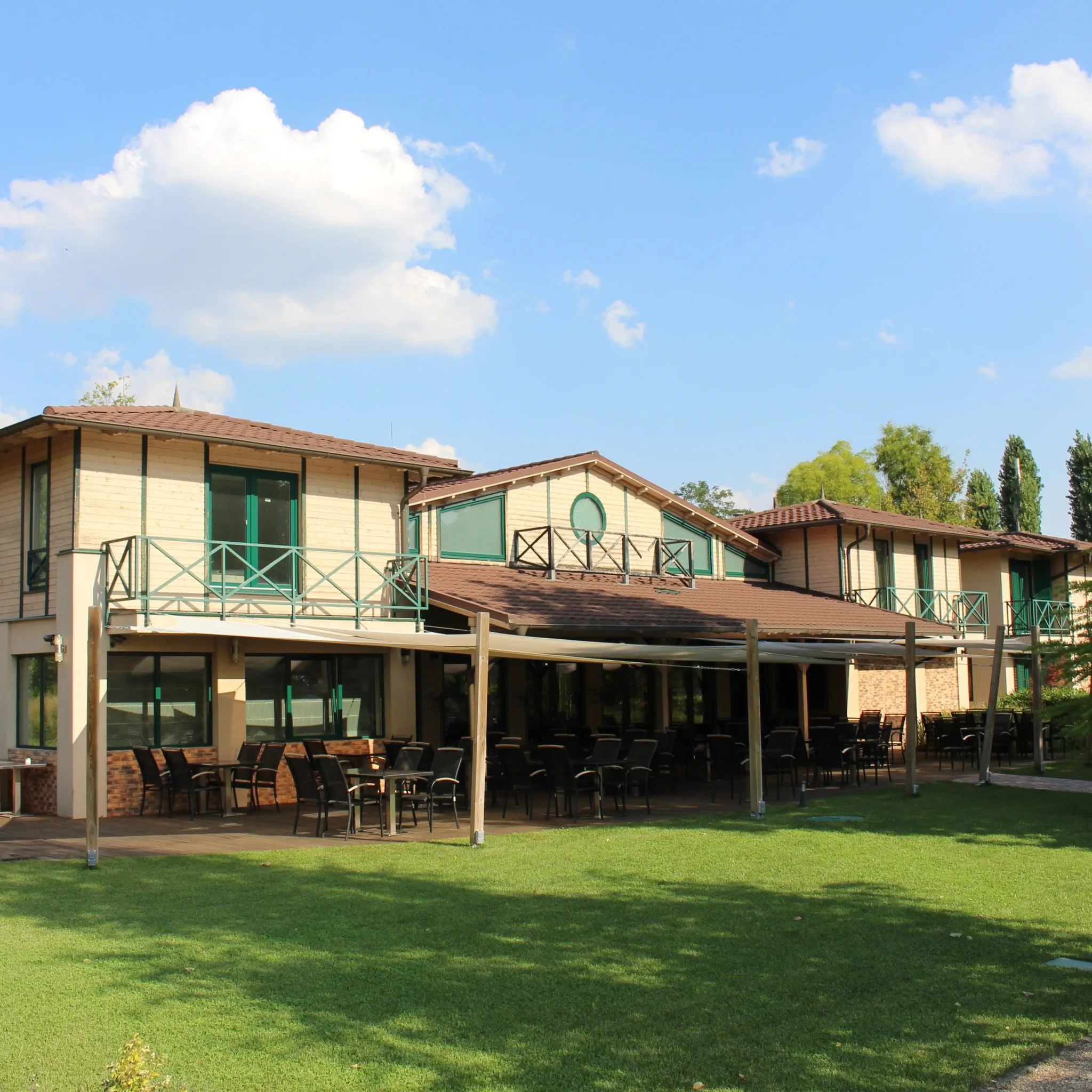 Duna Garden Hotel es Étterem Budapest – Budapesta, Ungaria