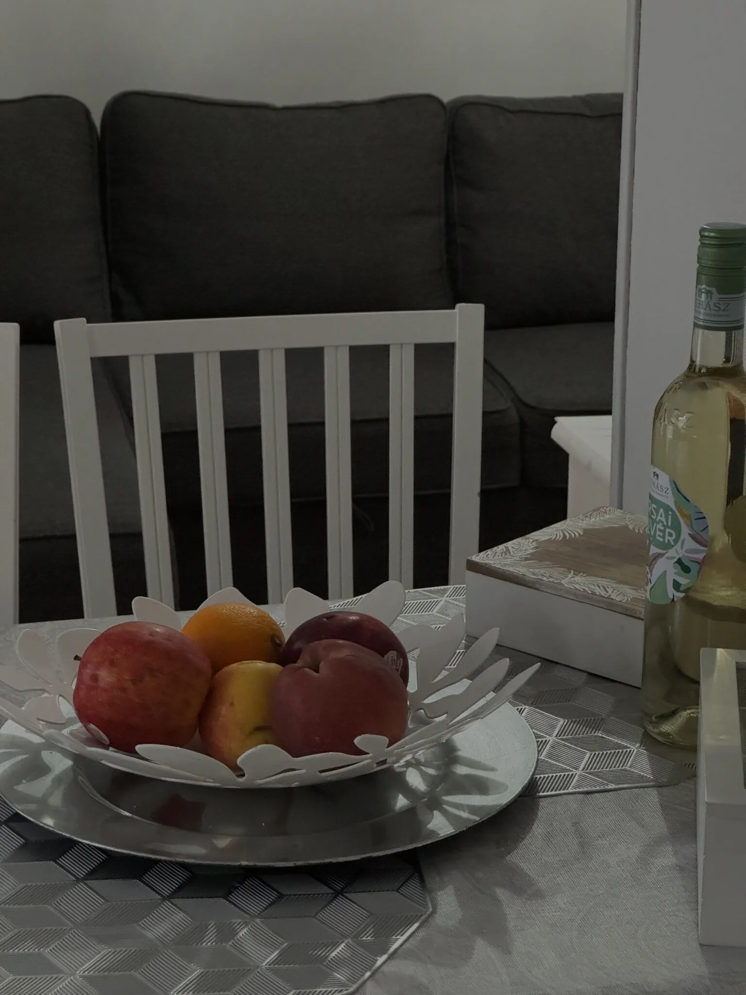 Borókahaus Apartman Tata – Tata, Węgry
