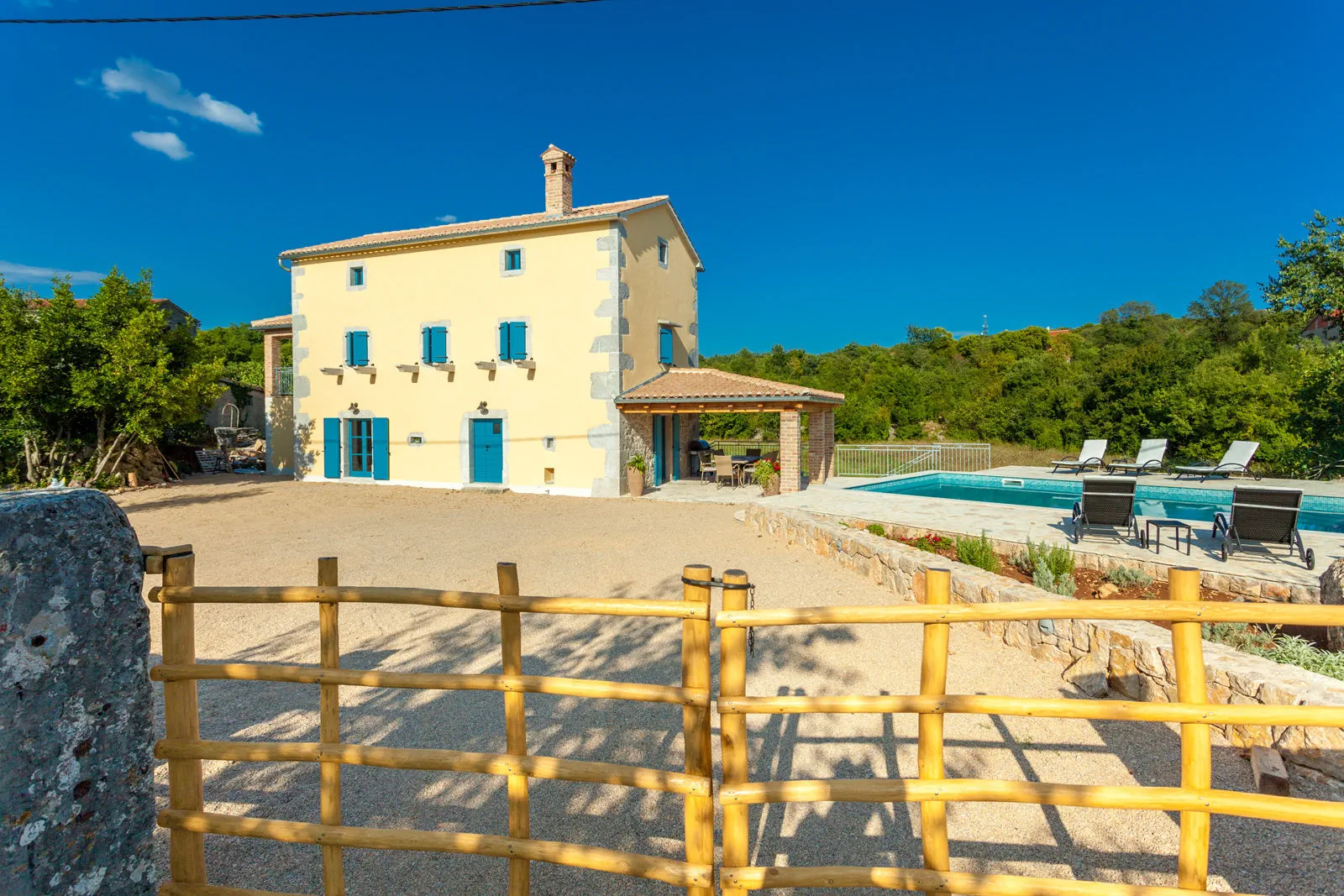 Vila Lusa Bajčići - foto 1