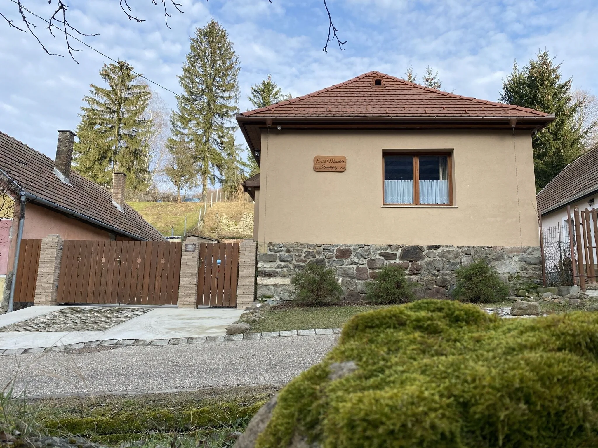 Pilis Lelke Vendégház Esztergom – Strigoniu, Ungaria