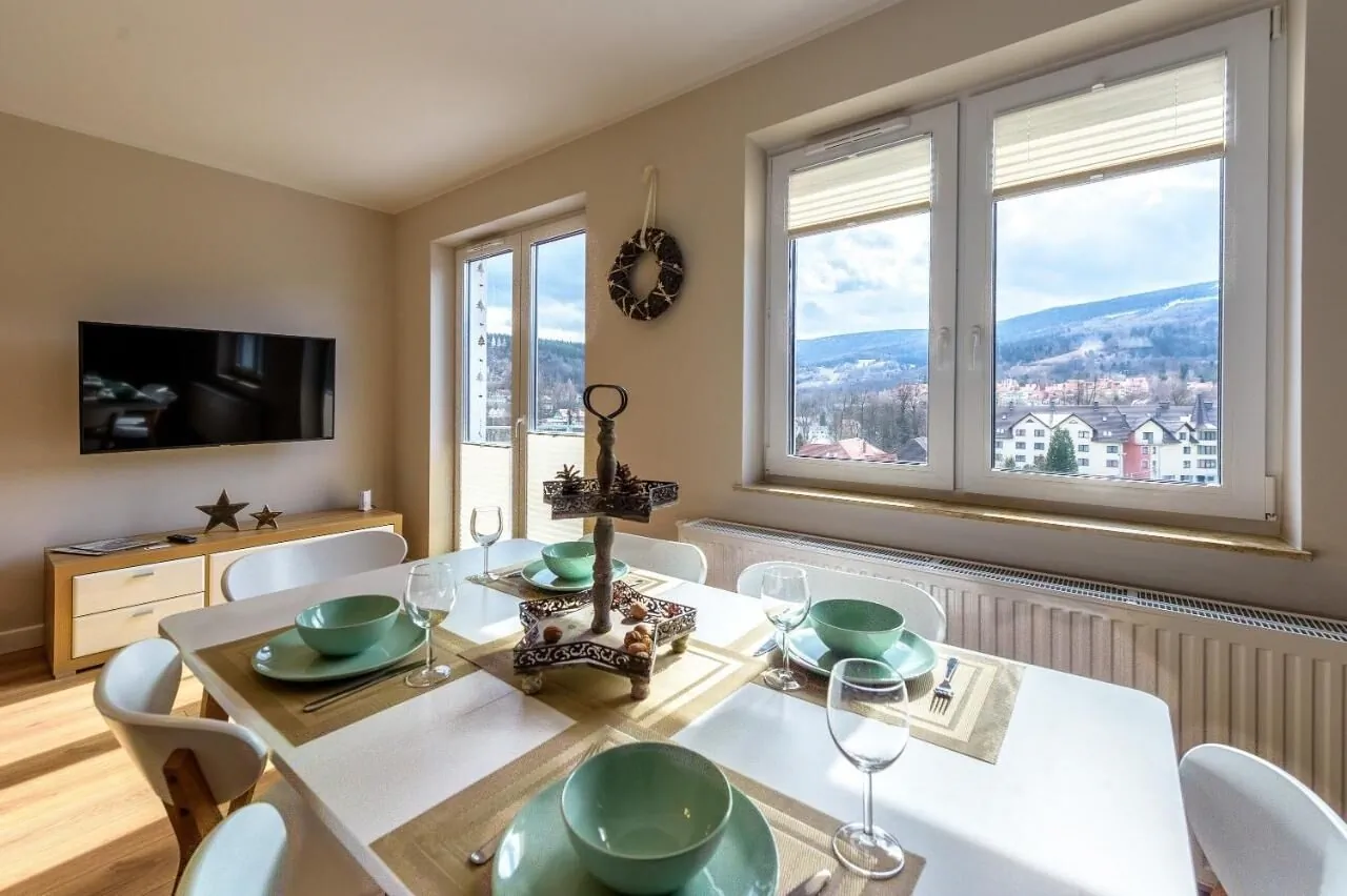 Apartament Widokowy Apartamenty 5d Świeradów-Zdrój – Świeradów-Zdrój, Polonia