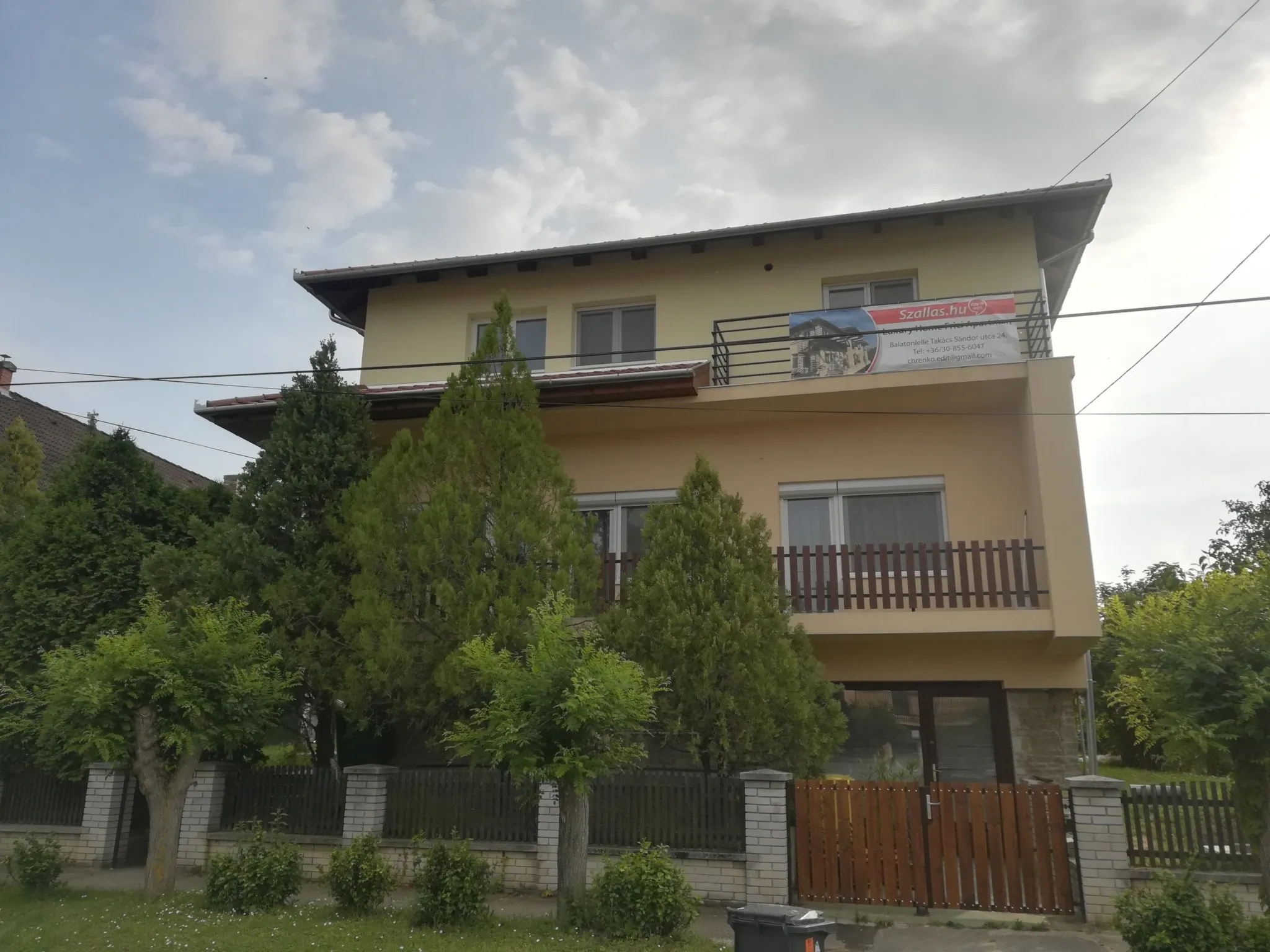 Luxury Home Frici Apartman Balatonlelle – Balatonlelle, Ungaria