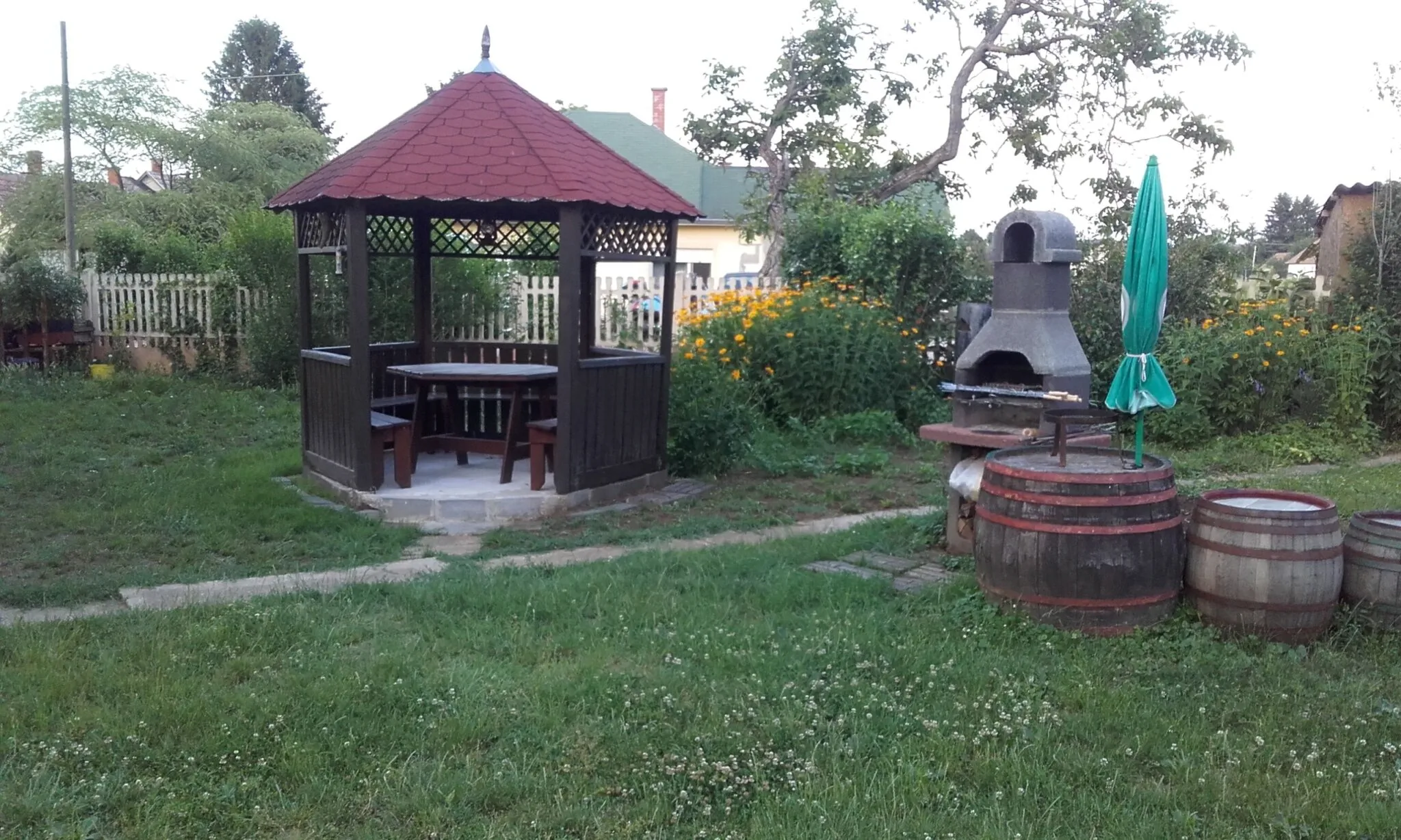 Geri Apartmann Balatonlelle – Balatonlelle, Ungaria