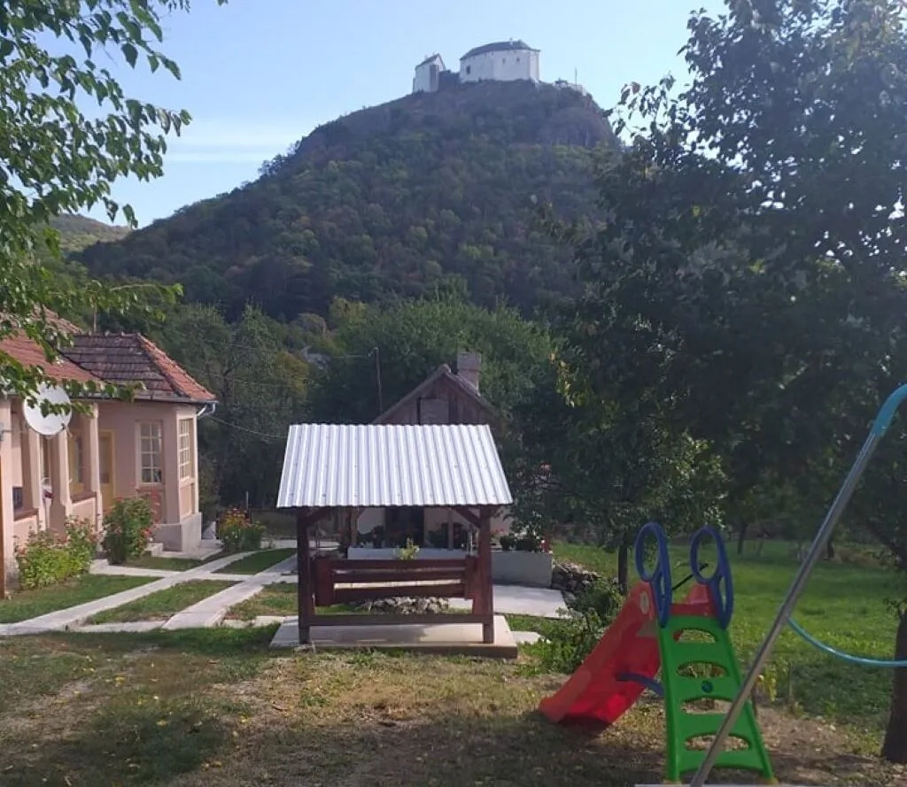 Farkas-lak Vendégház Füzér – Füzér, Węgry
