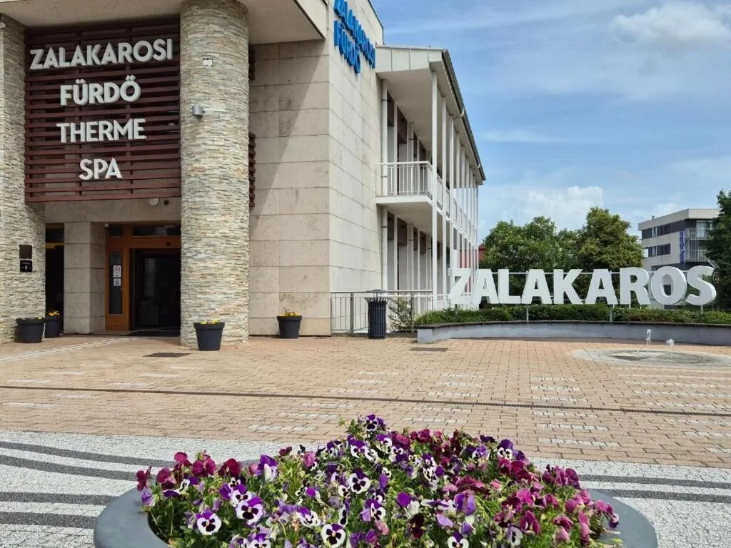 Karesz Nyaralóház Zalakaros – Zalakaros, Ungaria