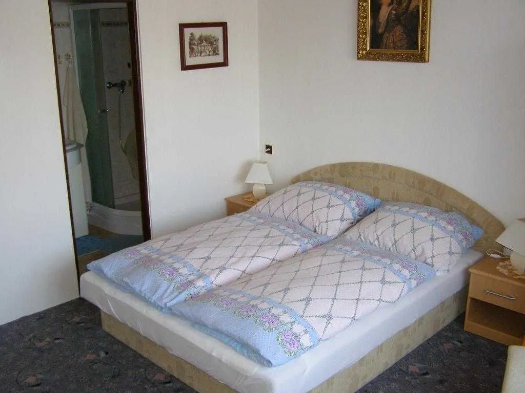 Villa Hany Mariánské Lázně – Mariańskie Łaźnie, Czechy