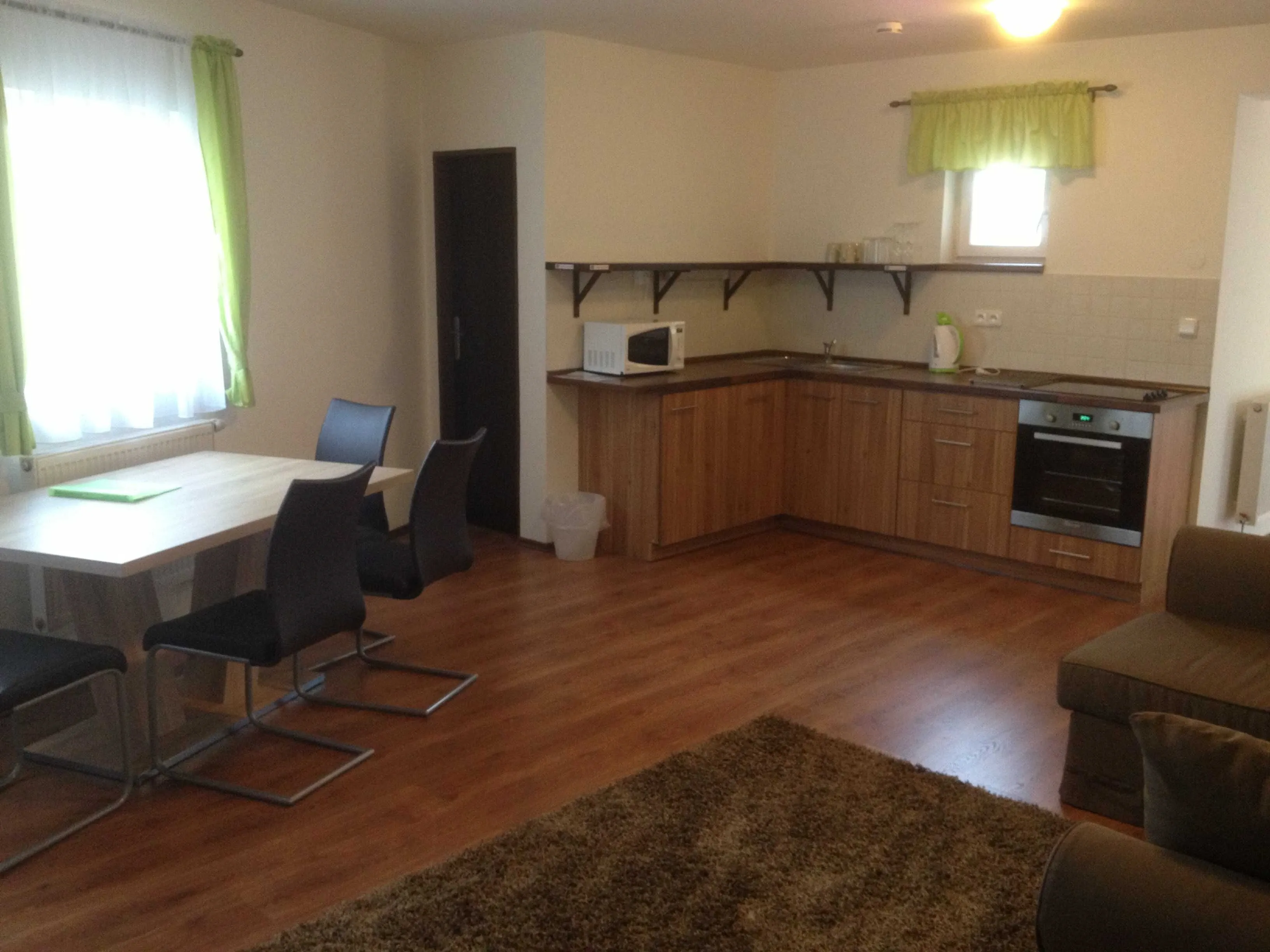Motel R10 Mladá Boleslav - foto 4