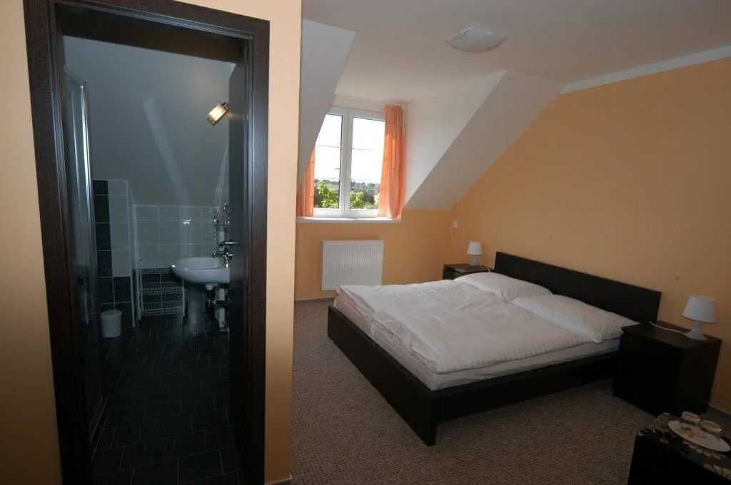 Hotel Toscca Čelákovice – Čelákovice, Česká republika