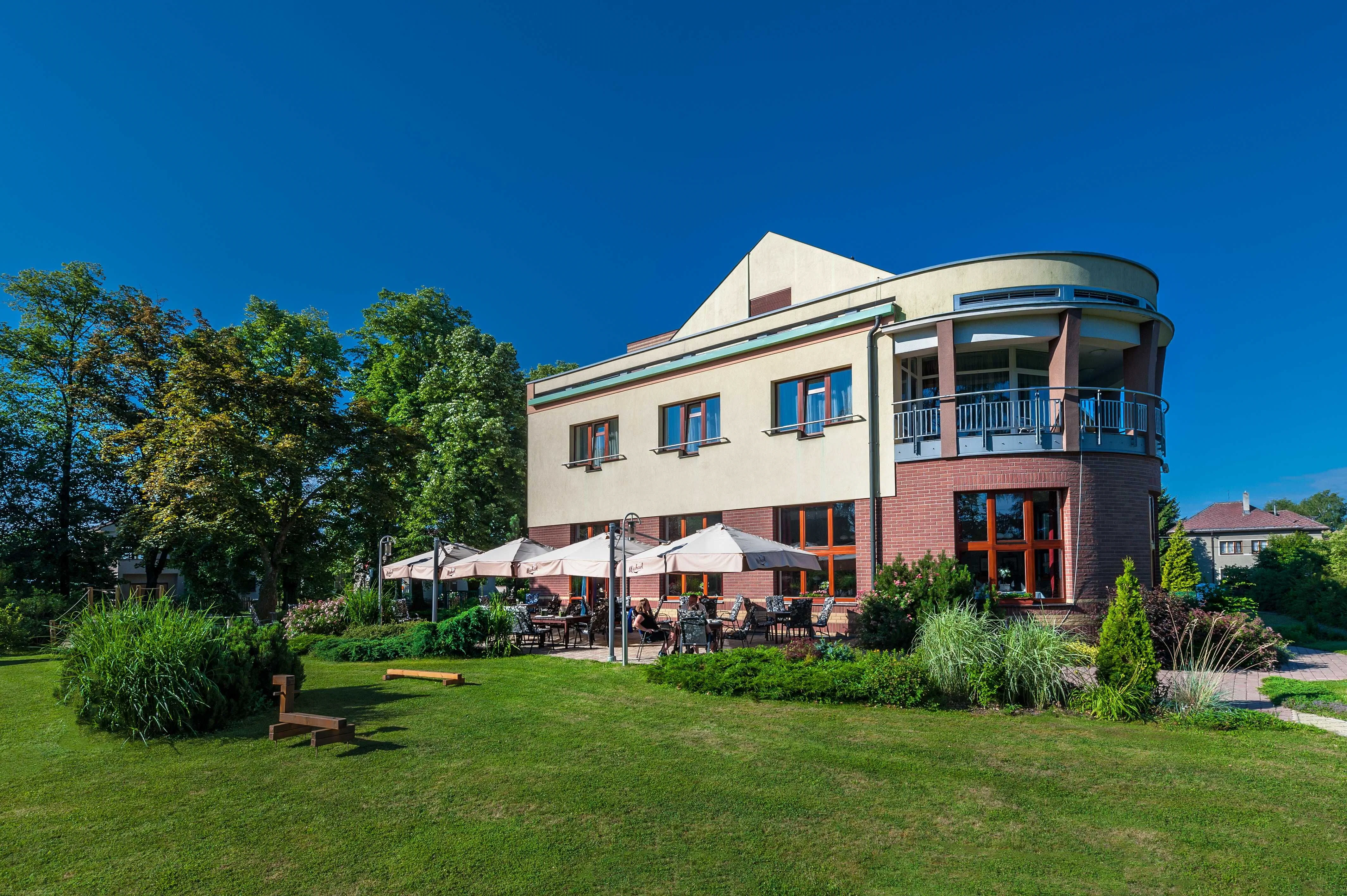 APRIL HOTEL PANORAMA Rychnov nad Kněžnou - foto 1