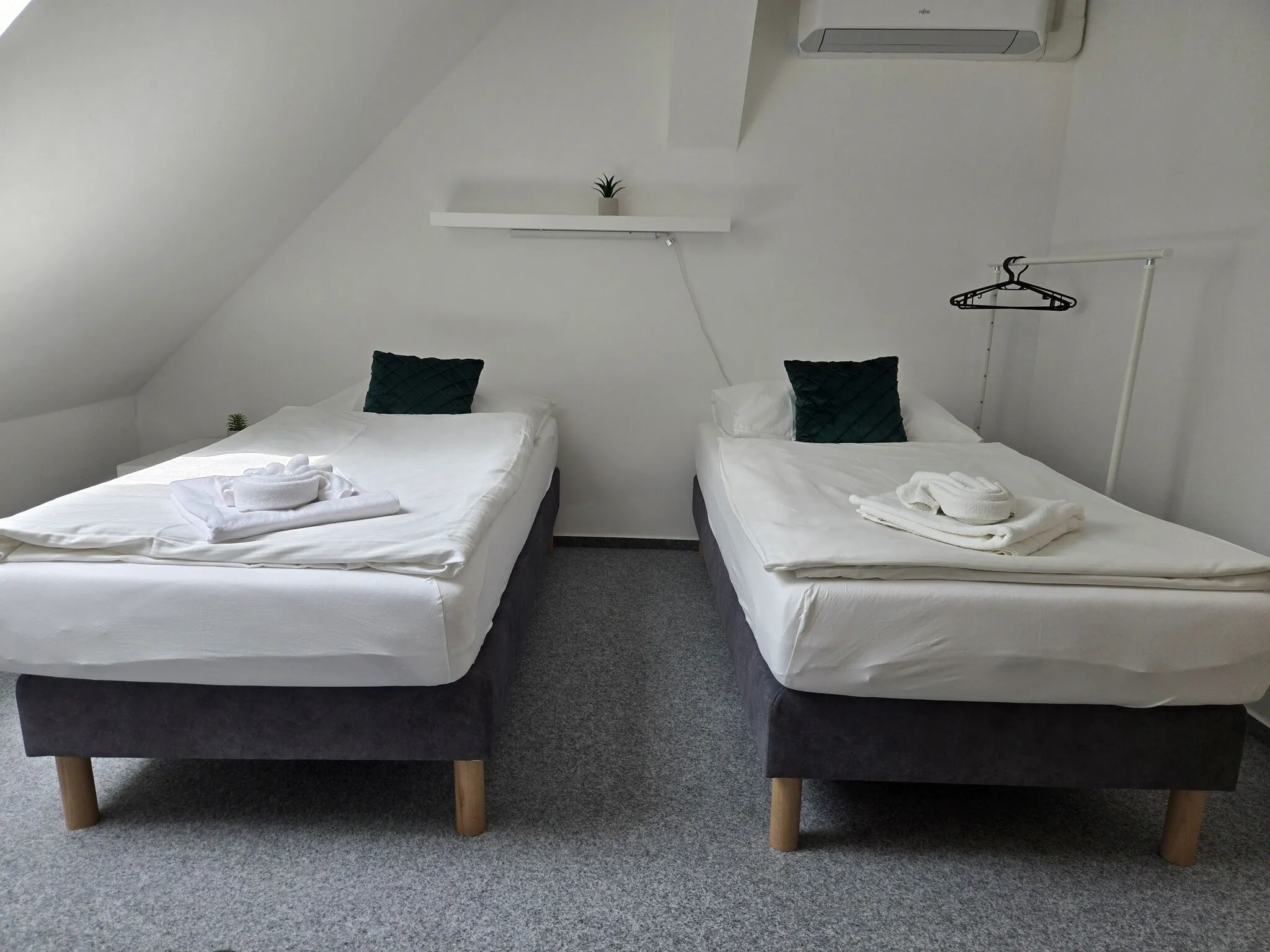 HOTEL RESTAURANT Na statku Náměšť nad Oslavou – Náměšť nad Oslavou, Česká republika