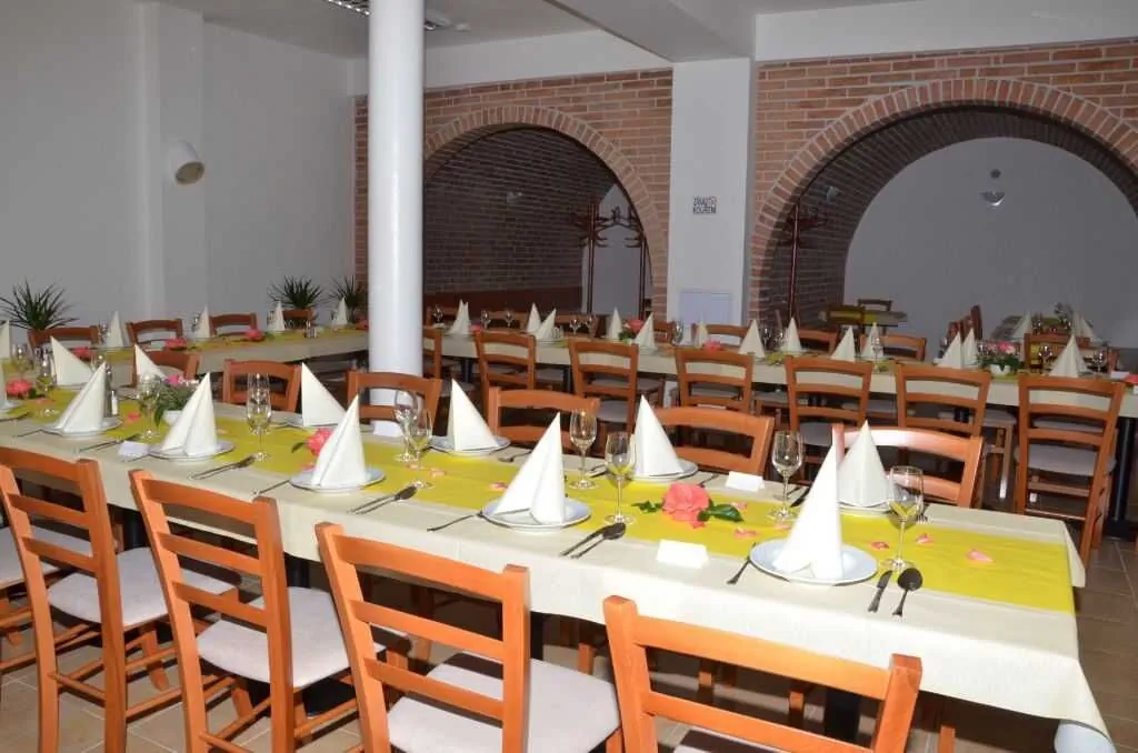 Hotel Růženy Hustopeče – Hustopeče, Česká republika
