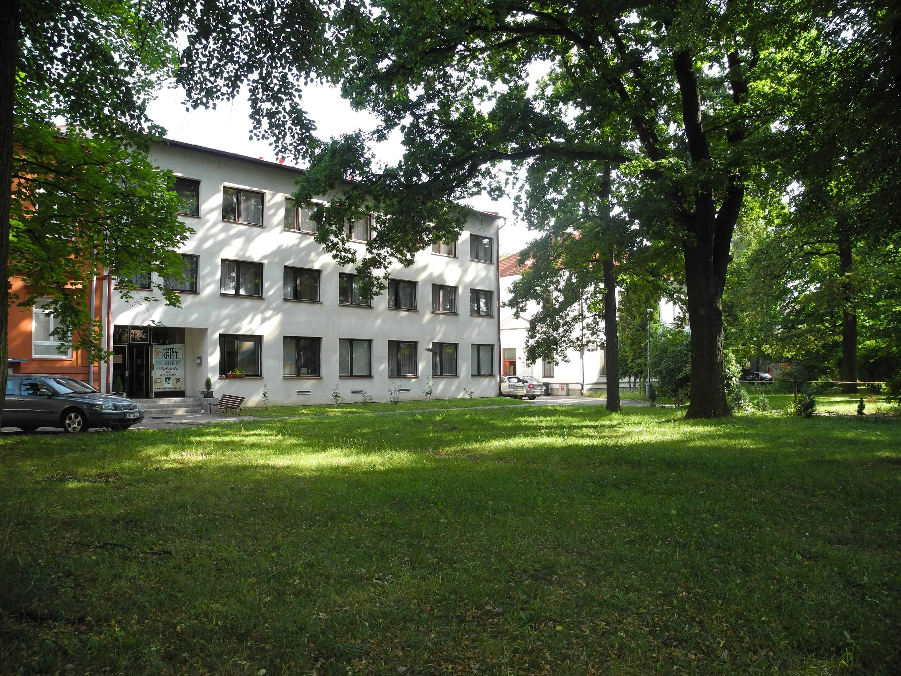 Hotel Kristl Pardubice – Pardubice, Republica Cehă