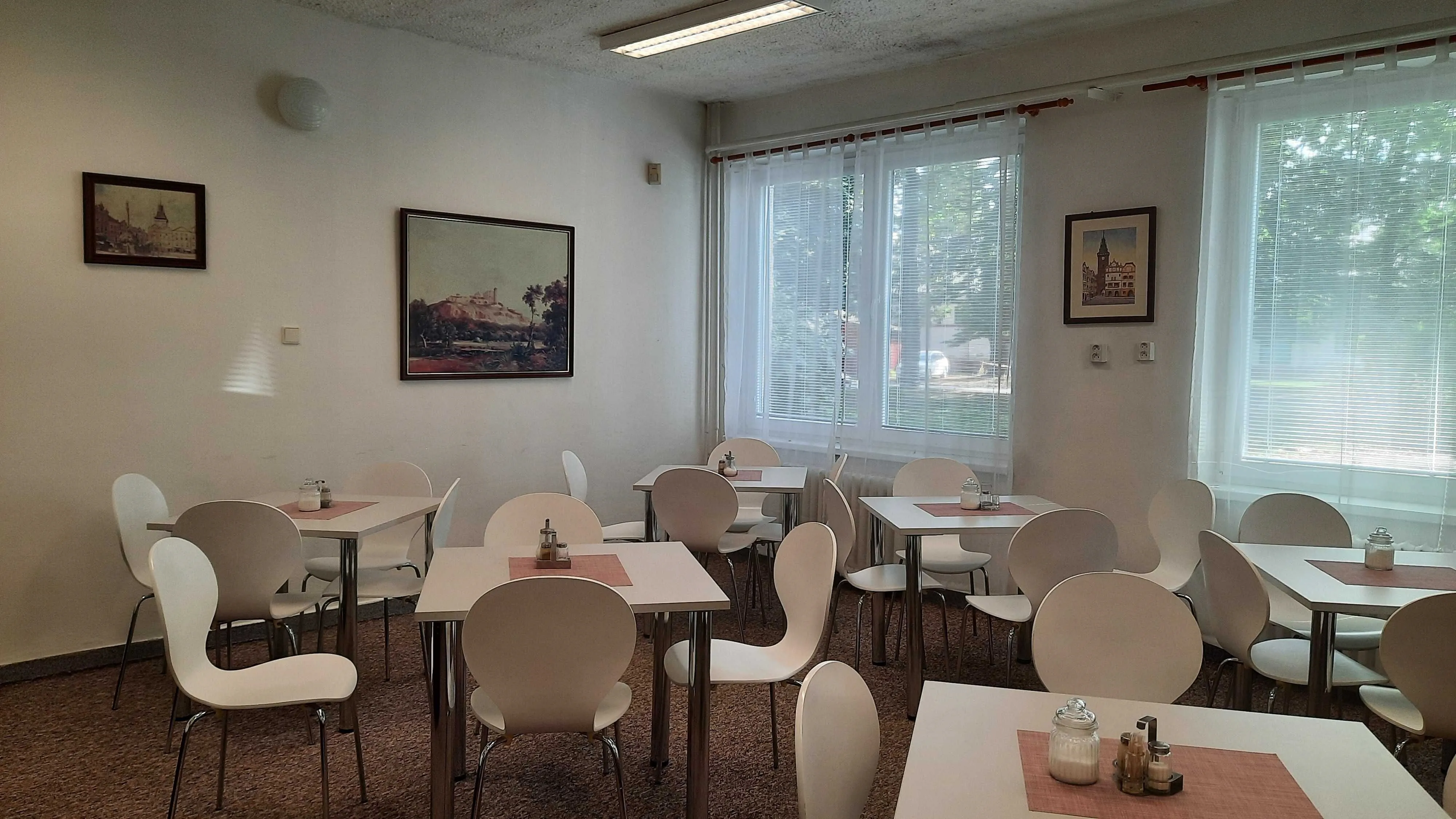 Hotel Kristl Pardubice – Pardubice, Republica Cehă