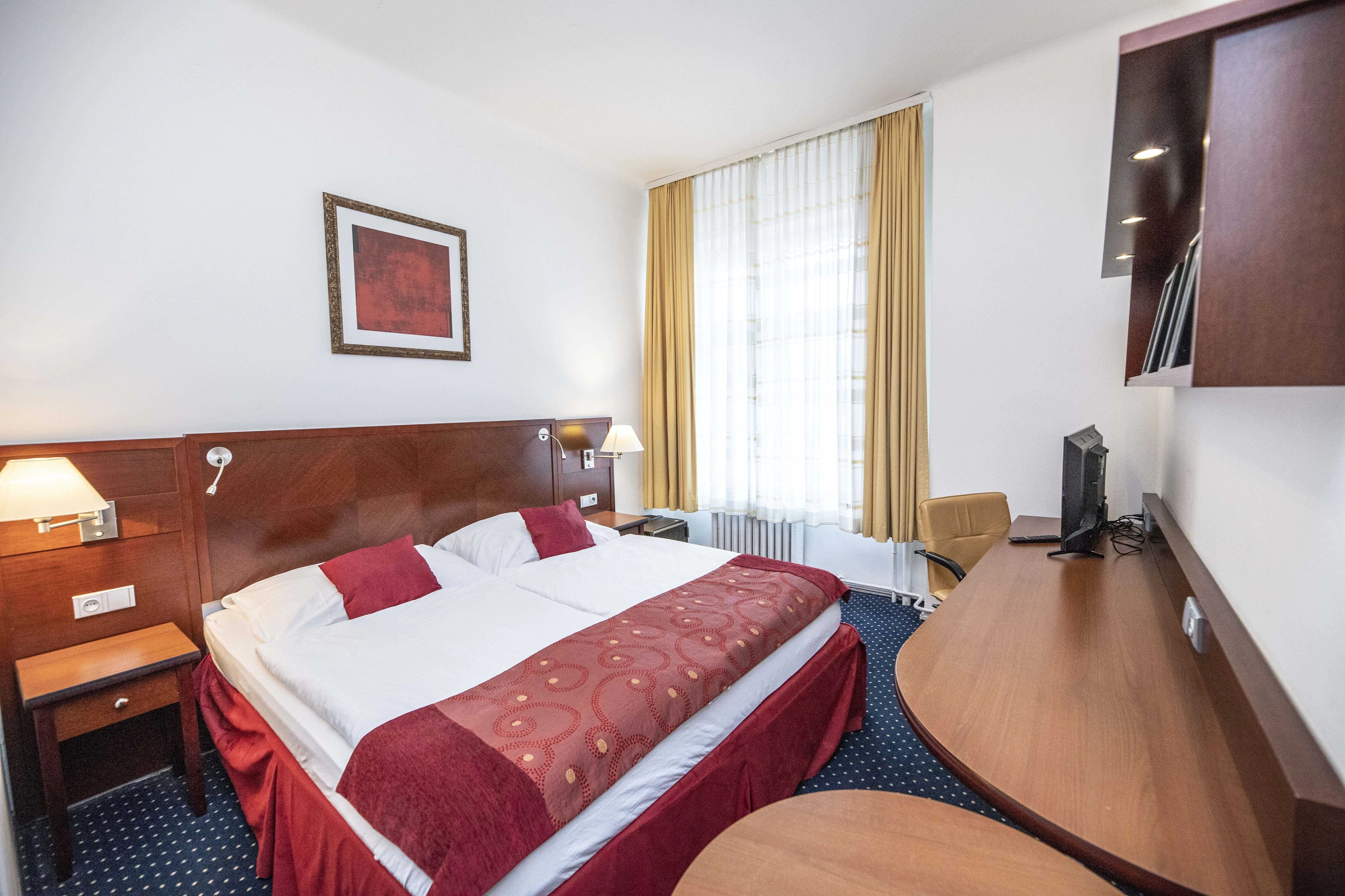 Hotel Grand Řevnice – Řevnice, Česká republika