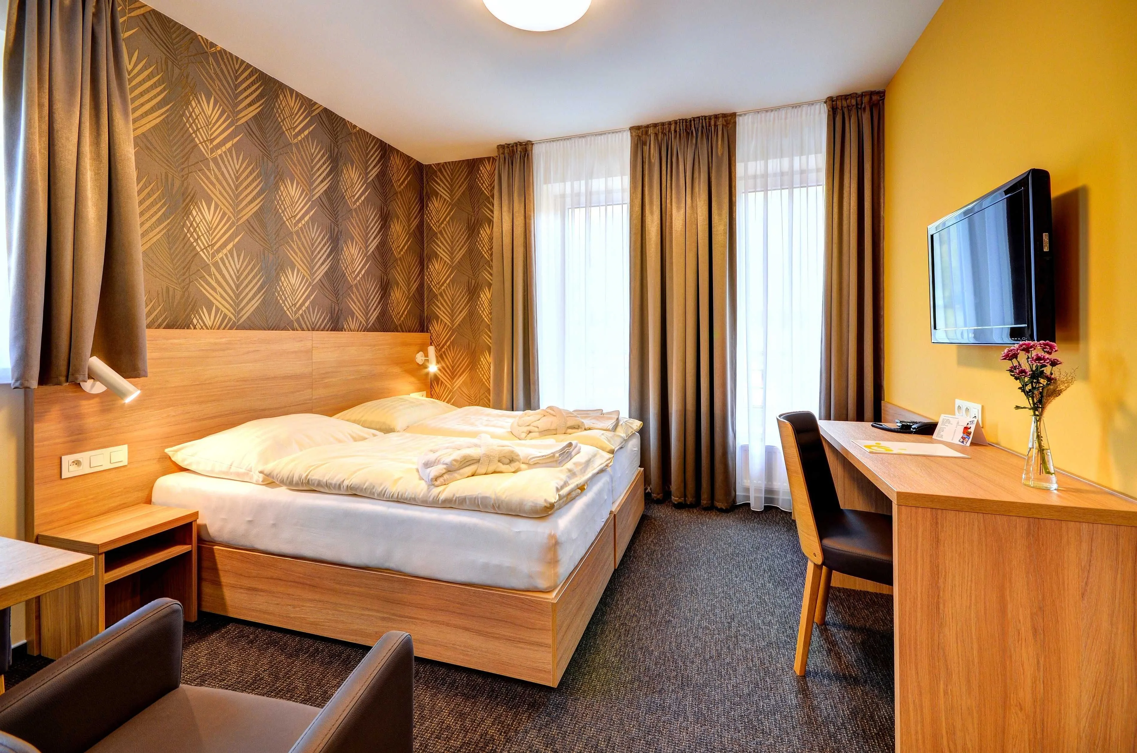 Wellness hotel Helios Lipová-lázně – Lipová-lázně, Republica Cehă