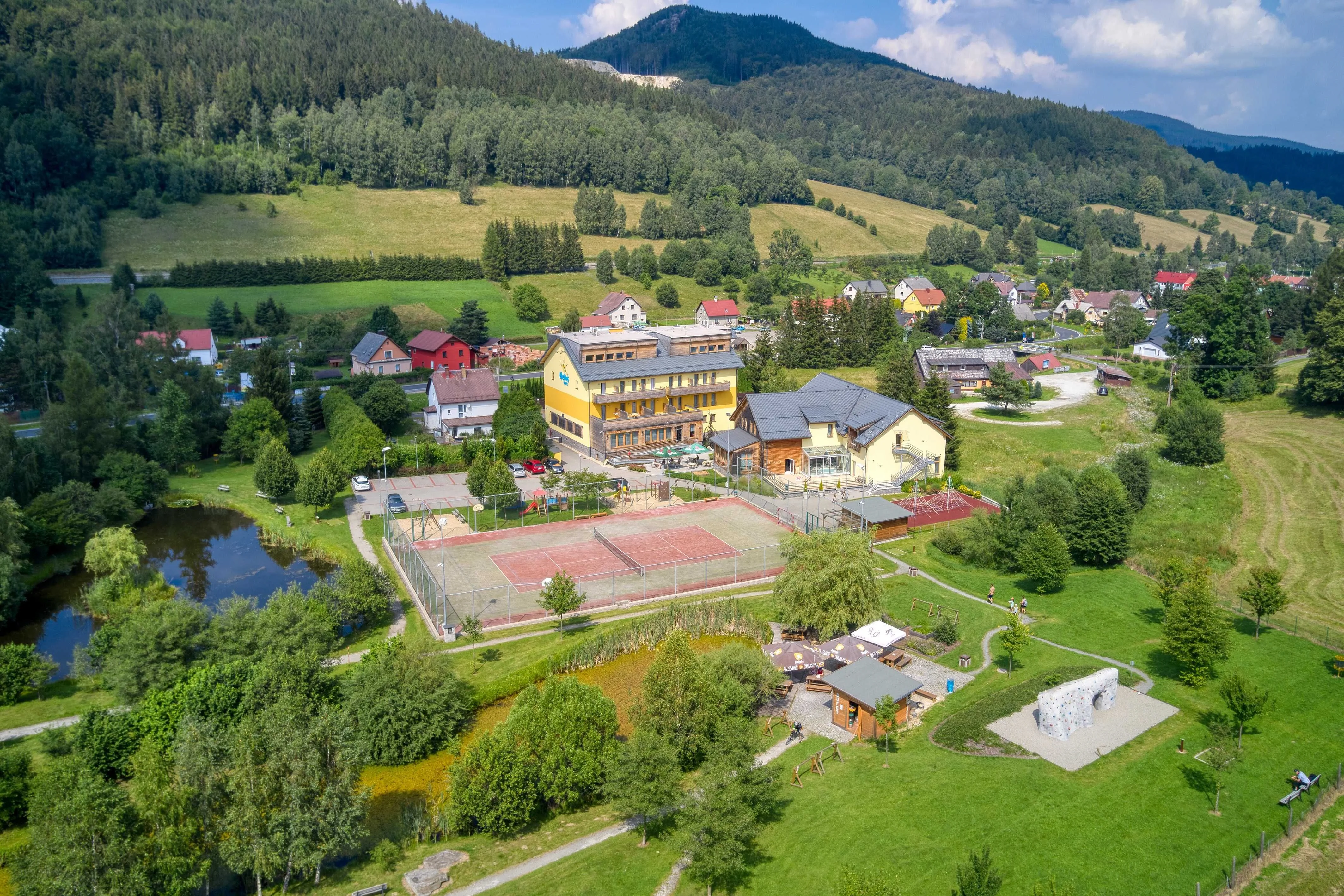 Wellness hotel Helios Lipová-lázně – Lipová-lázně, Republica Cehă