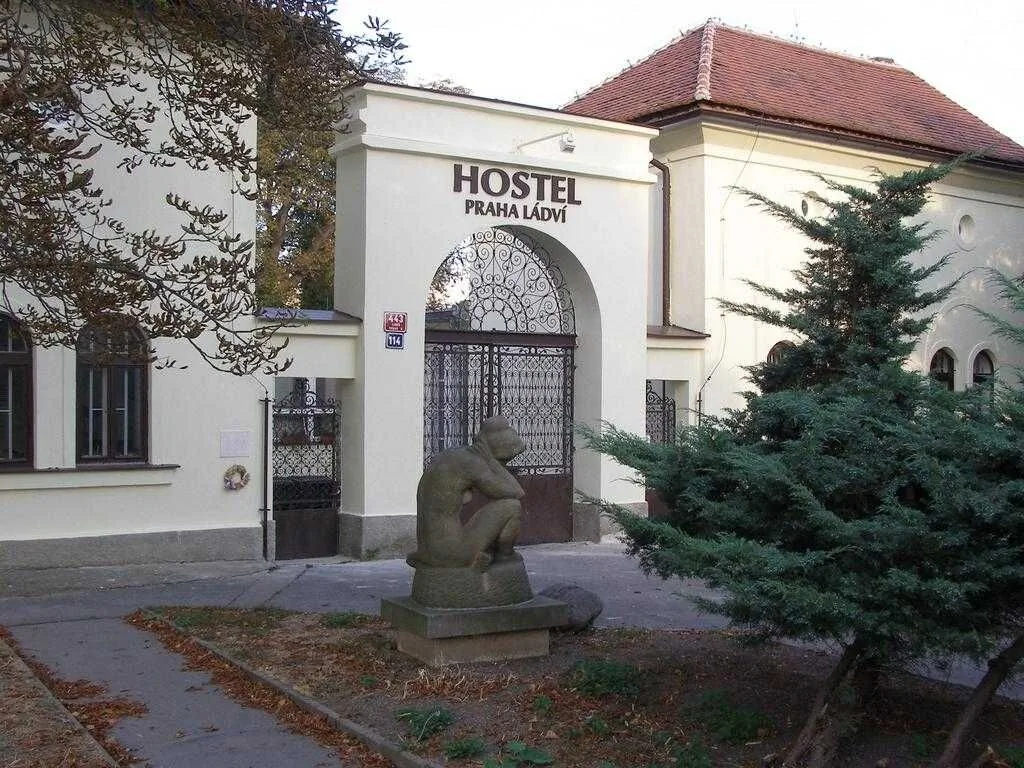 Hostel Praha Ládví - foto 7