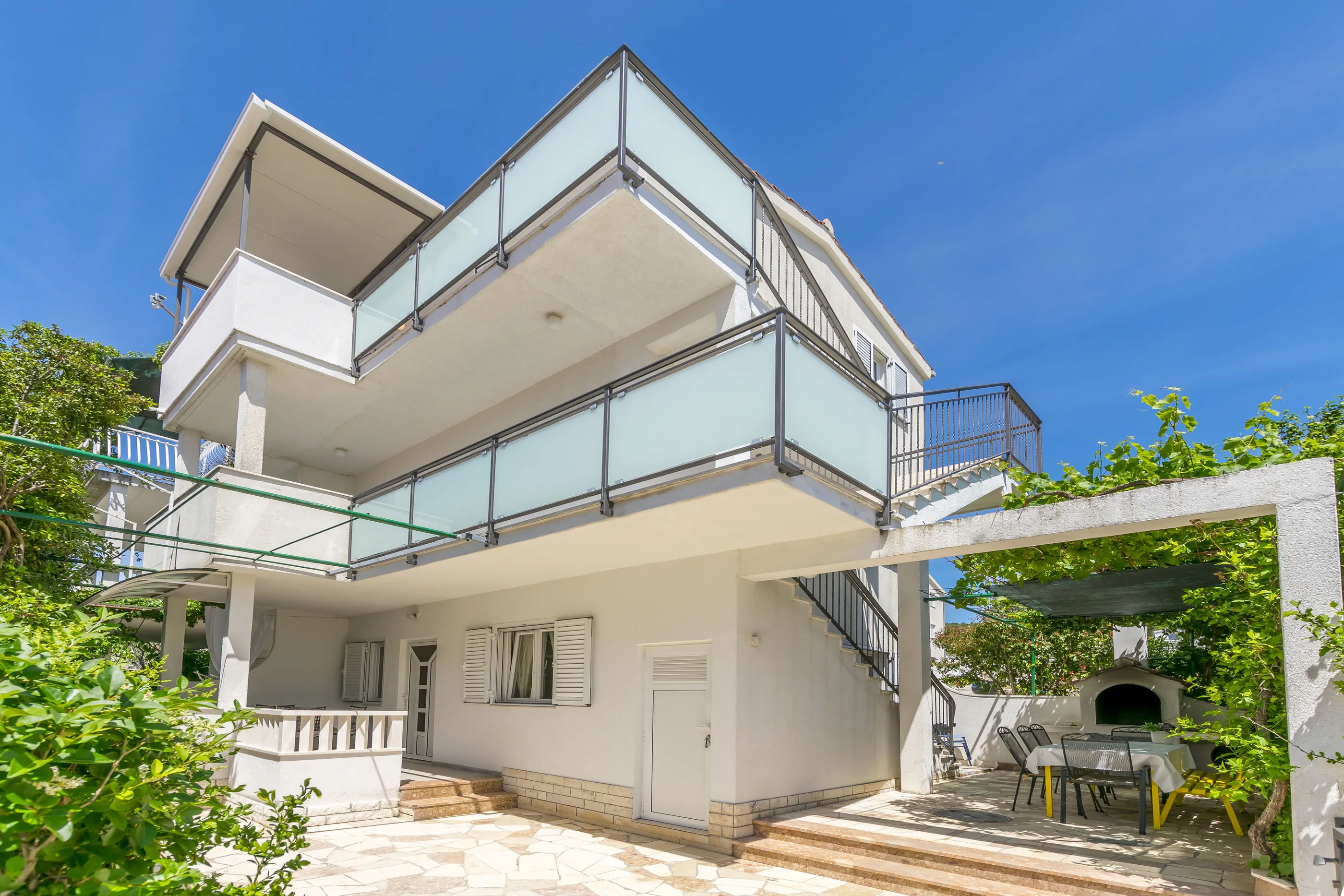 Apartments Vinčić Rogoznica - foto 1