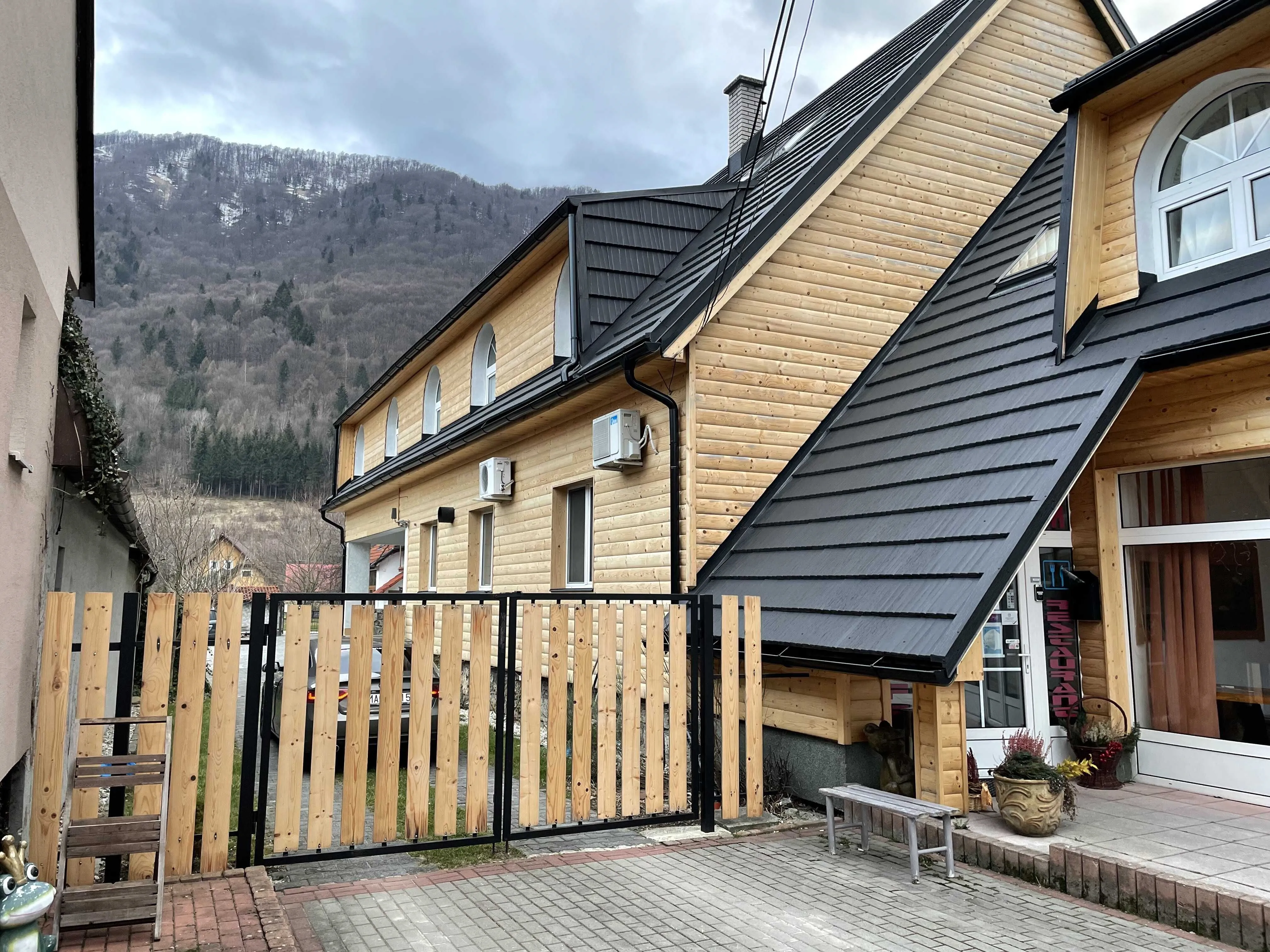 Wellness Penzión Rosnička Kraľovany – Kraľovany, Slovacia