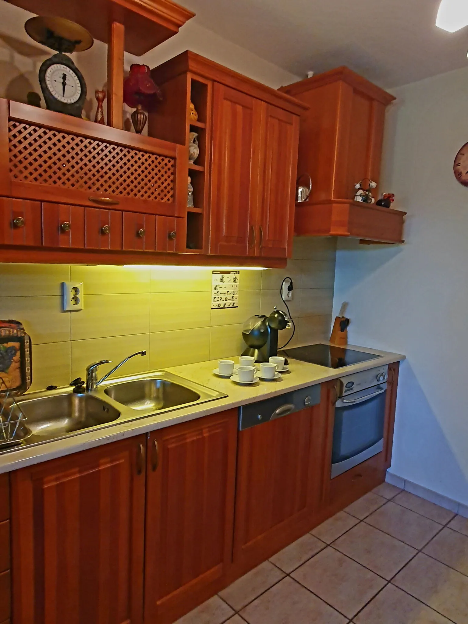Relax Apartman Gyula – Gyula, Węgry