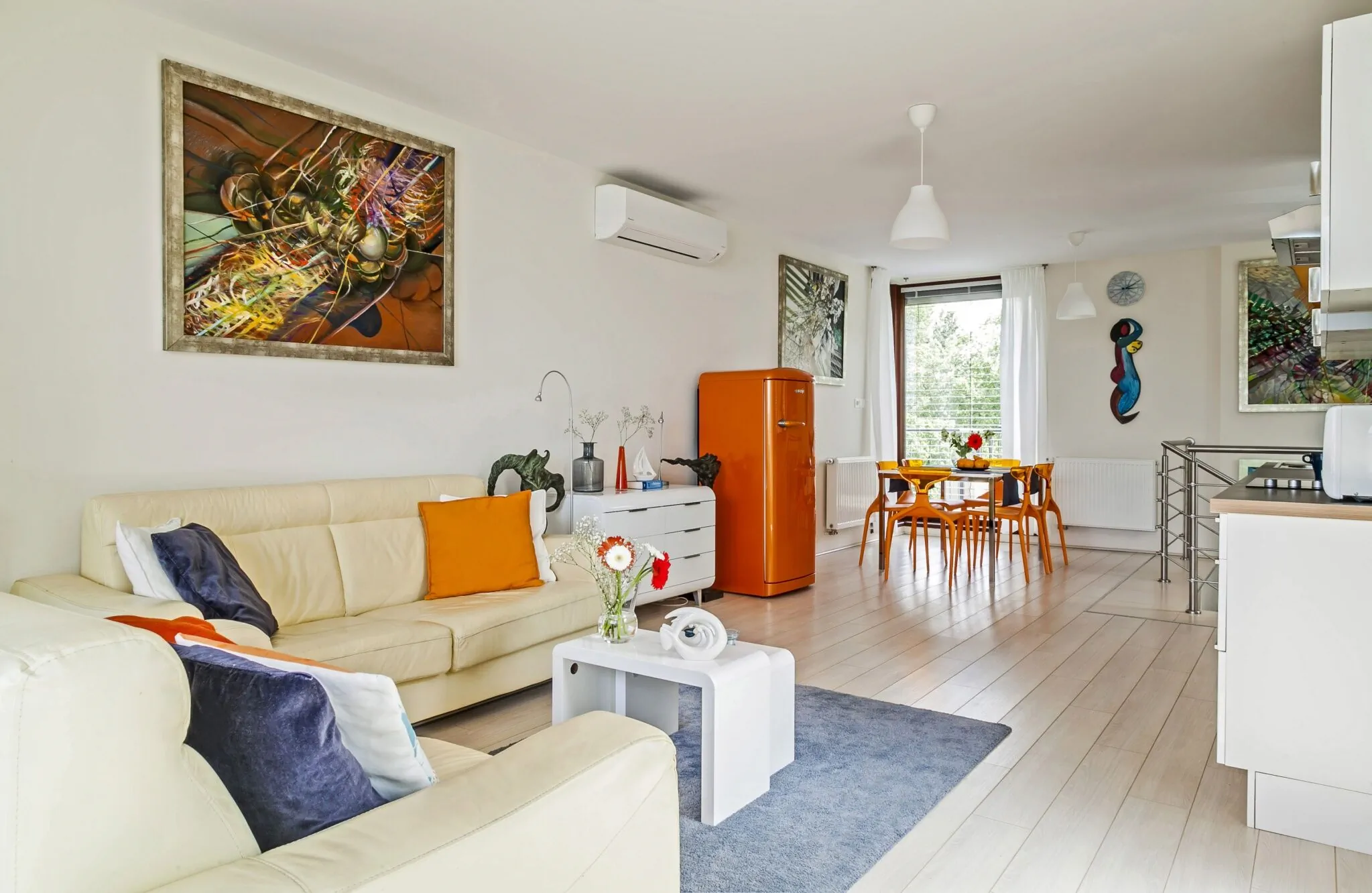 Panoramic Art Apartment with jacuzzi Balatonlelle – Balatonlelle, Ungaria