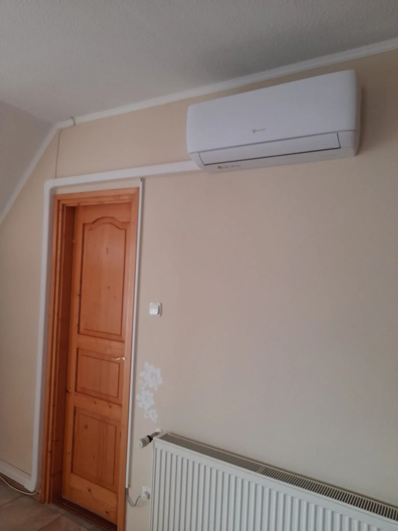 Liliom Apartman Rezi – Rezi, Ungaria
