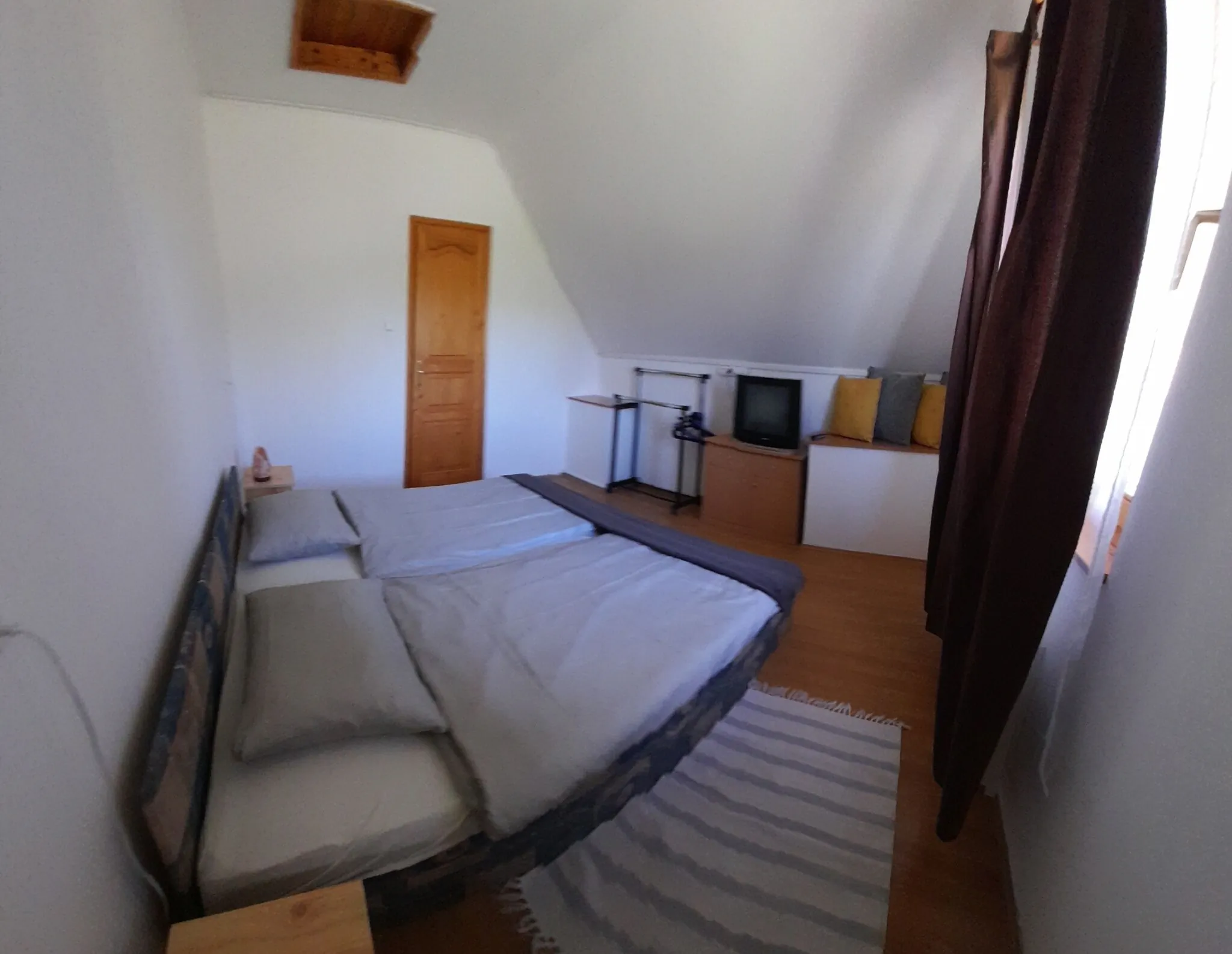 Liliom Apartman Rezi – Rezi, Ungaria