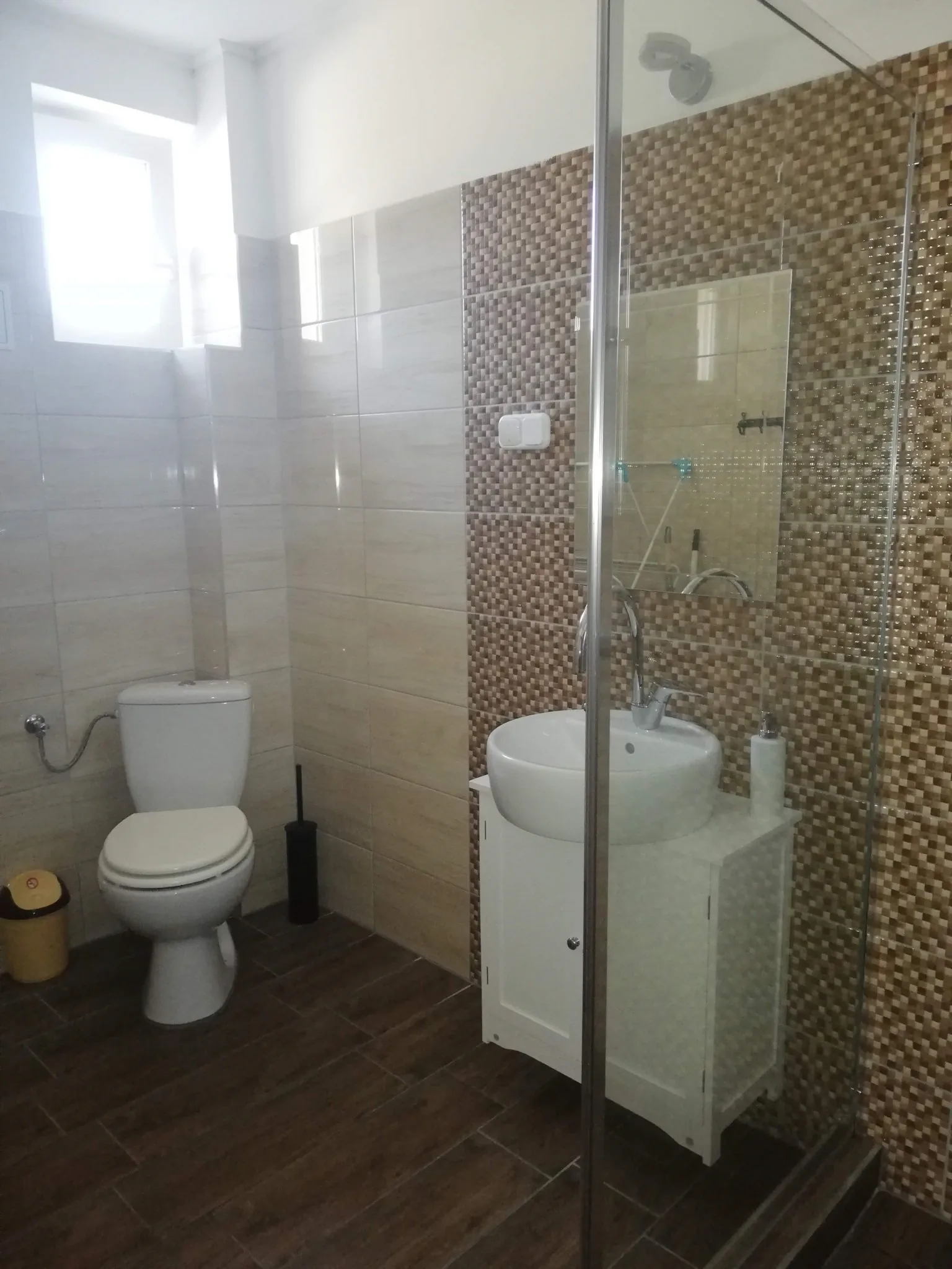 Olivér Apartmanház Balatonlelle – Balatonlelle, Ungaria