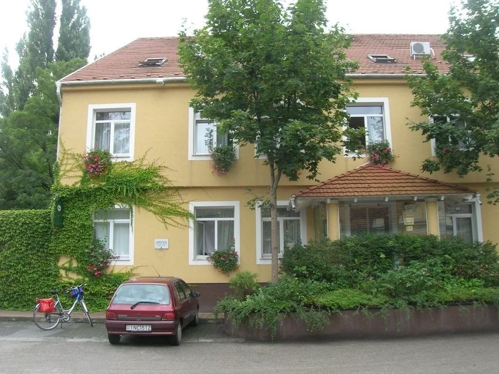 Hotel Arnold Tata – Tata, Ungaria