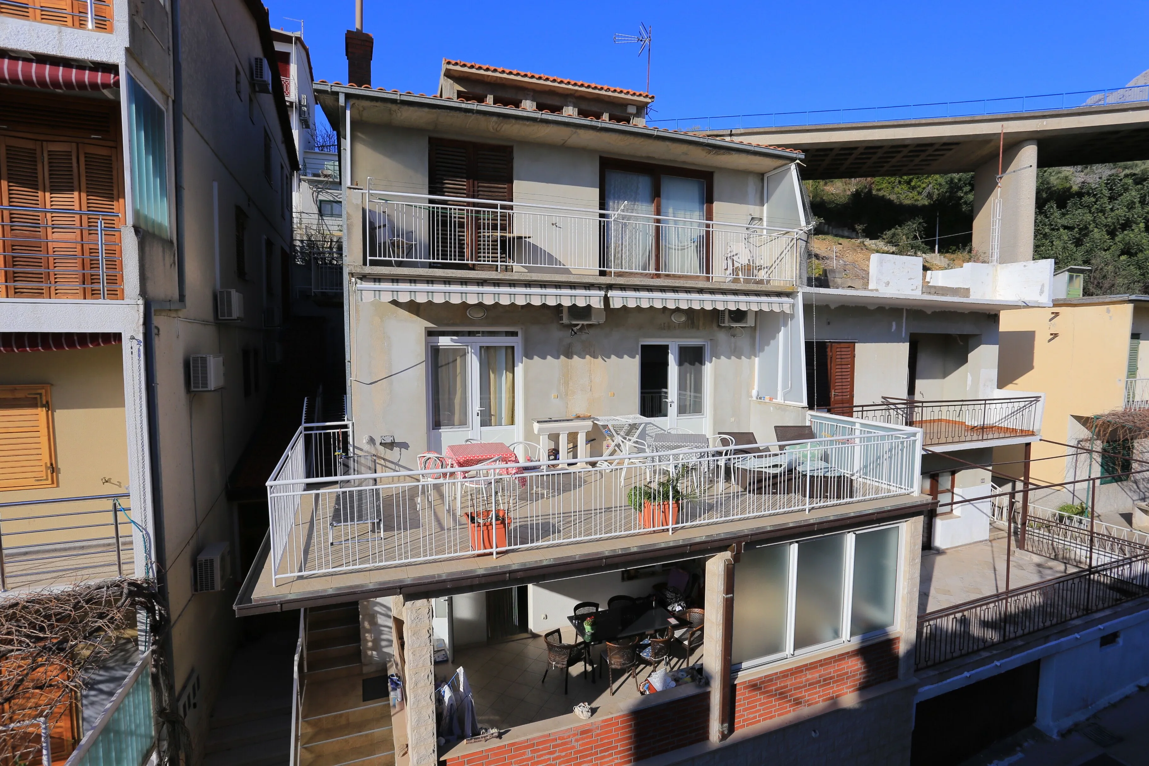 Apartments By The Sea Podgora Makarska - 16476 - foto 2