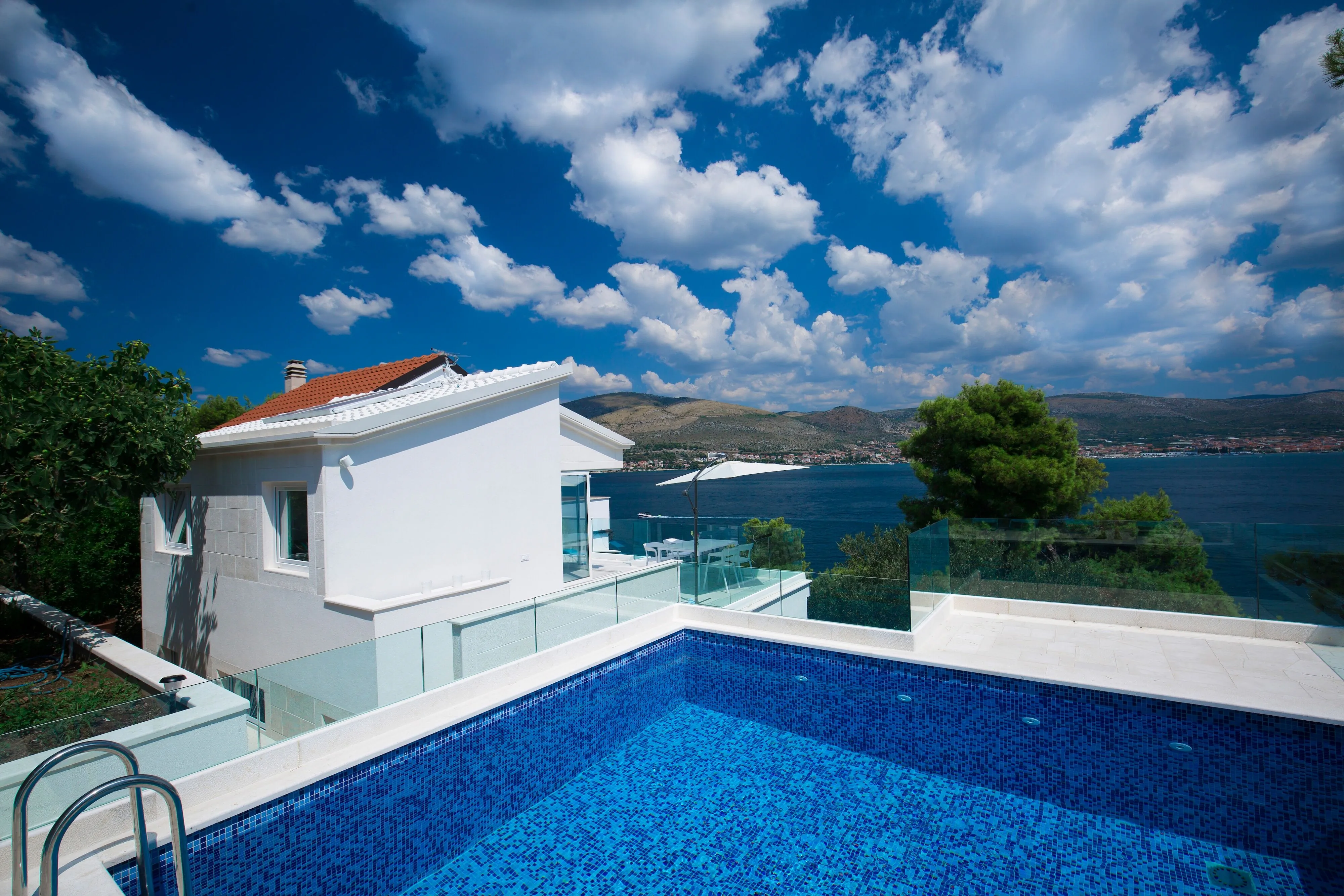 Seaside Family Friendly House With A Swimming Pool Okrug Donji, Čiovo - 17587 Okrug Donji - foto 1