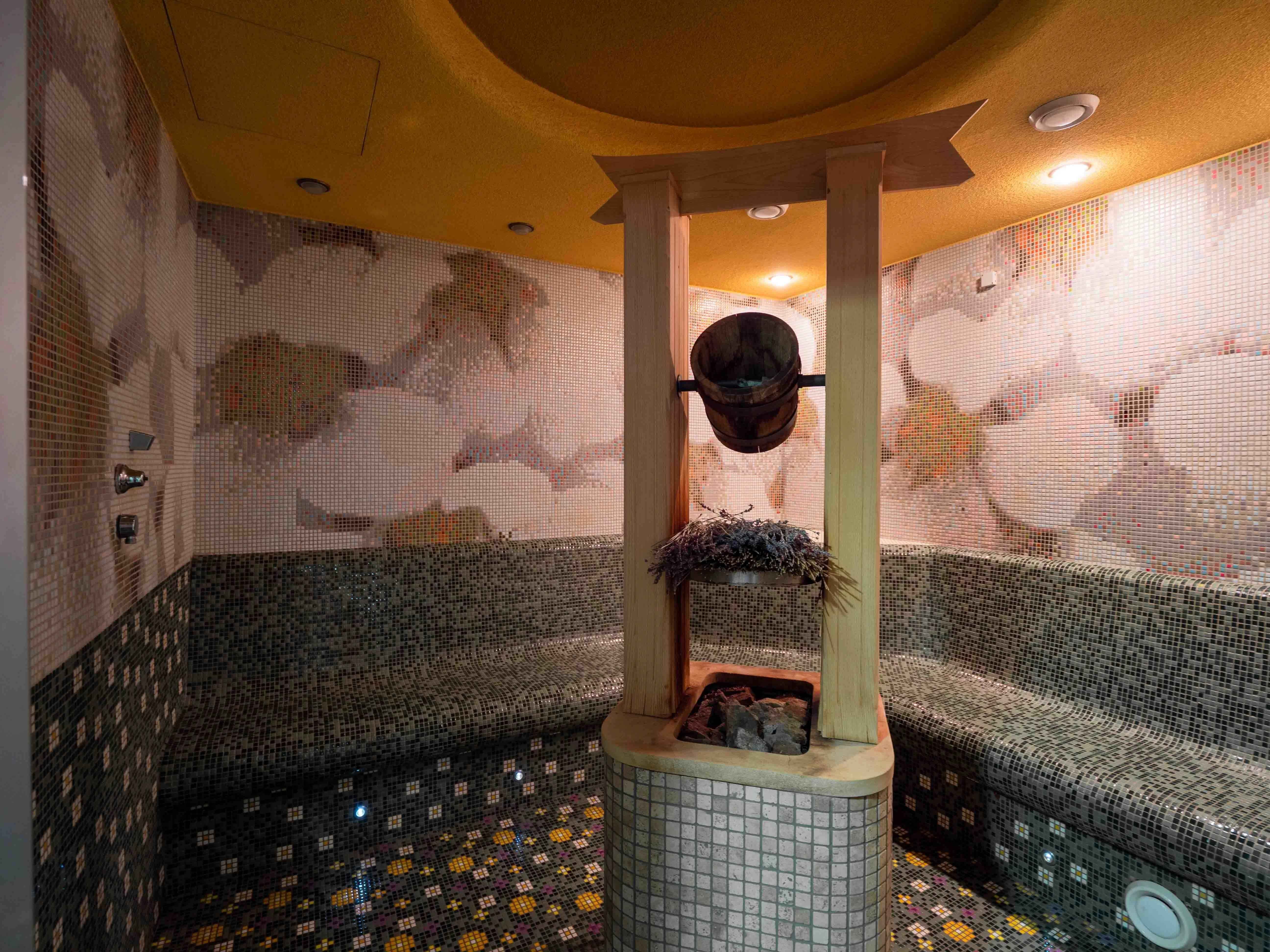 DAROVANSKÝ DVŮR RESORT, WELLNESS & GOLF HOTEL Břasy – Břasy, Republica Cehă