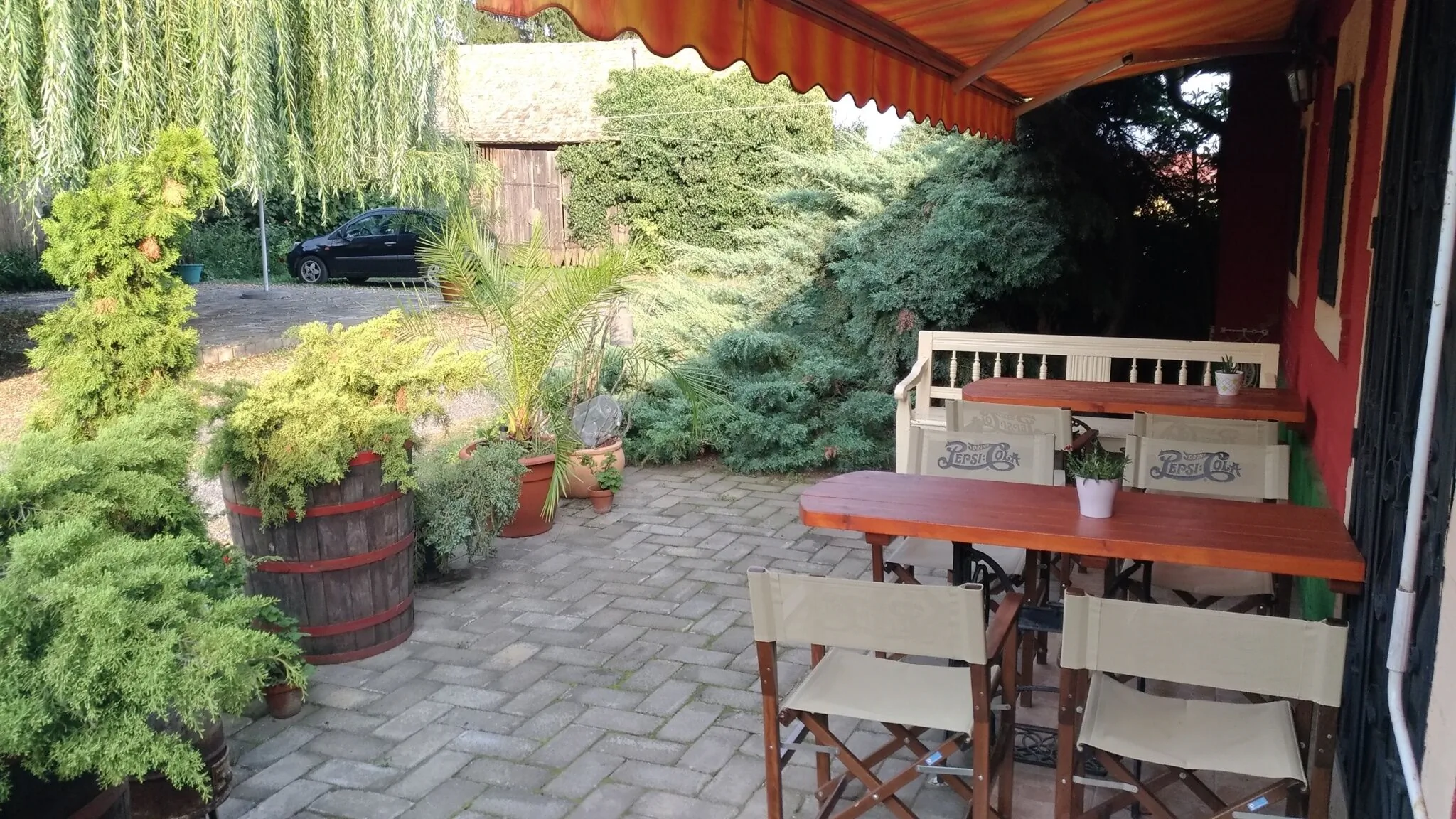 Hangonyi Pizzéria és Vendégház Hangony – Hangony, Ungaria